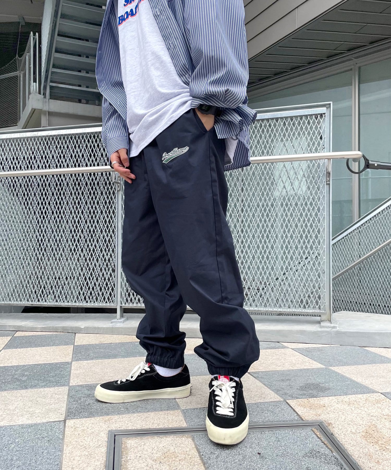 supreme warm up pant