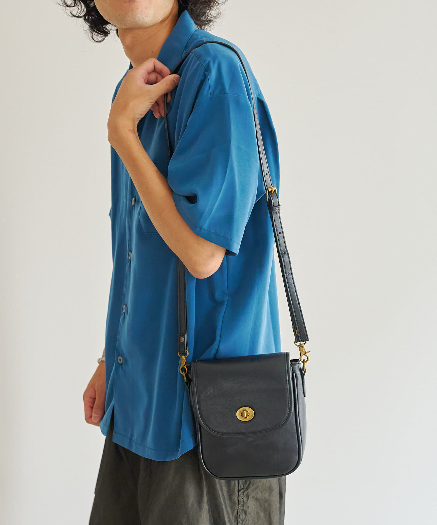 ビンテージ縦型ミニショルダー Cpcm シーピーシーエム メンズ Pal Closet パルクローゼット パルグループ公式ファッション通販サイト ビンテージ縦型ミニショルダー Cpcm シーピーシーエム メンズ Pal Closet パルクローゼット パルグループ公式ファッション通販サイト