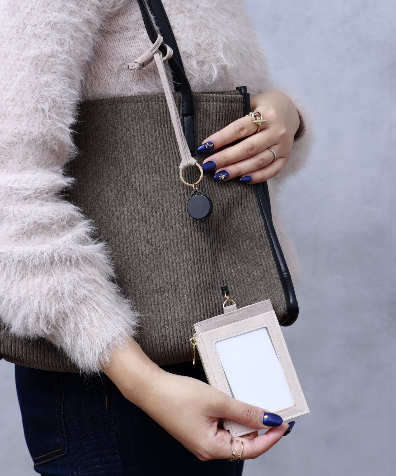 マルチカードケース 3coins スリーコインズ ライフスタイル Pal Closet パルクローゼット パルグループ公式ファッション通販サイト