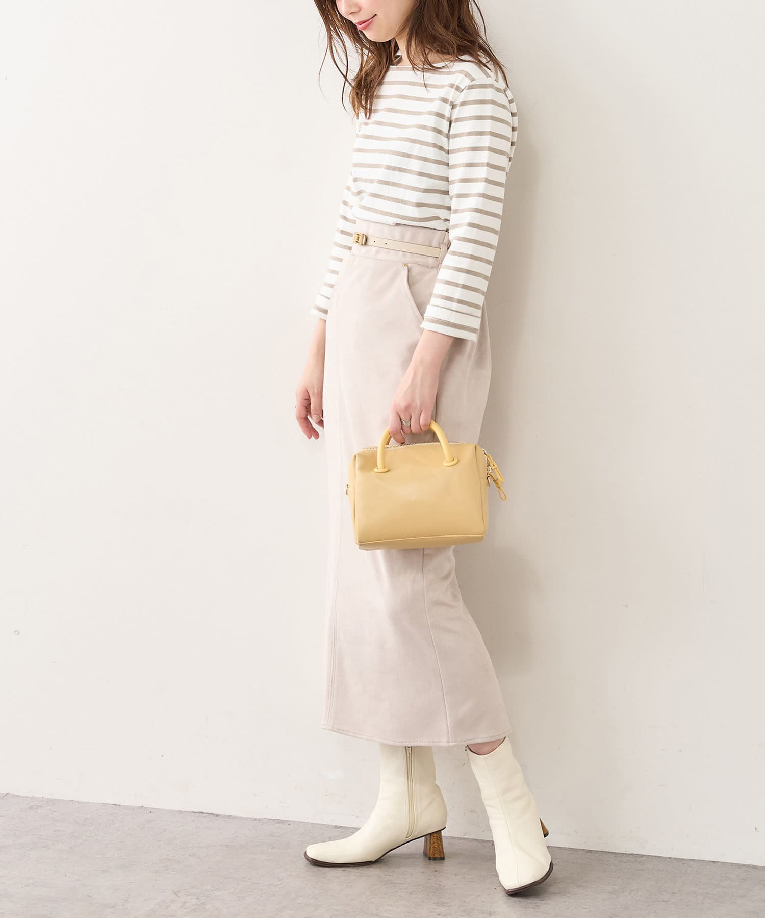 ベルト付きポンチスエードタイトスカートLサイズ | natural couture