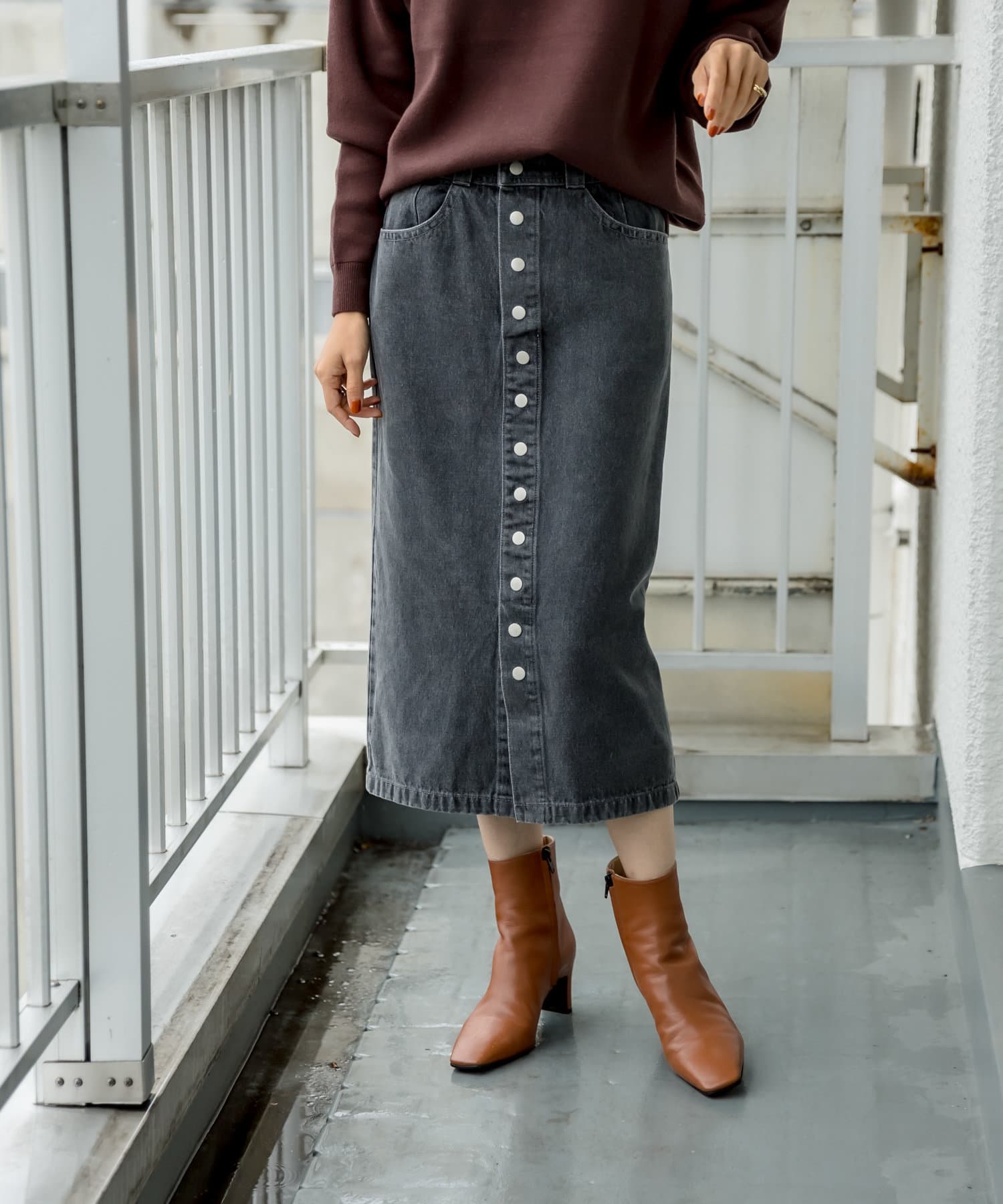 2サイズ展開 大人の女性を美しく見せる フロントボタンデニムスカート Rive Droite リヴドロワ レディース Pal Closet パルクローゼット パルグループ公式ファッション通販サイト