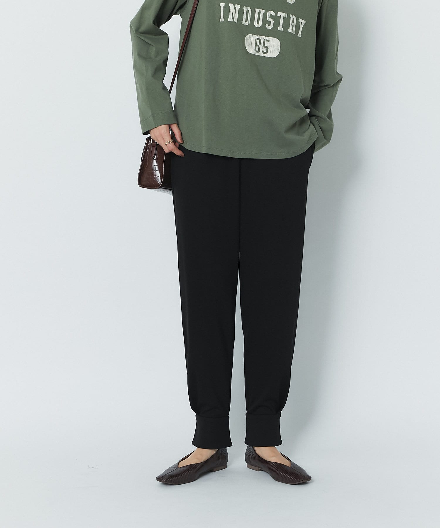 快適な履き心地 裾スリットイージージョガーパンツ Un Dix Cors アンディコール レディース Pal Closet パルクローゼット パルグループ公式ファッション通販サイト 快適な履き心地 裾スリットイージージョガーパンツ Un Dix Cors アンディコール レディース Pal Closet パルクローゼット パルグループ公式ファッション通販サイト