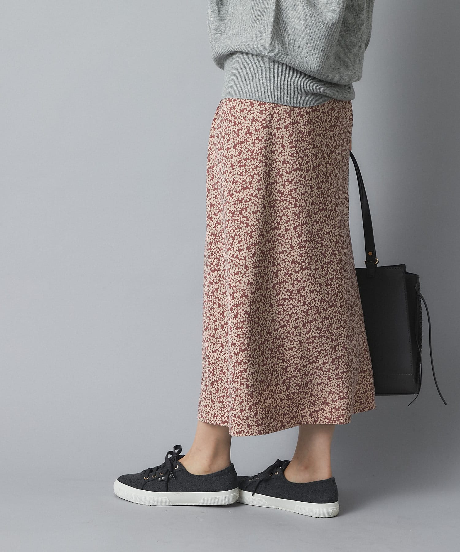 un dix cors(アンディコール) 【ふわりと揺れる女性らしいシルエット】フラワーバイヤススカート