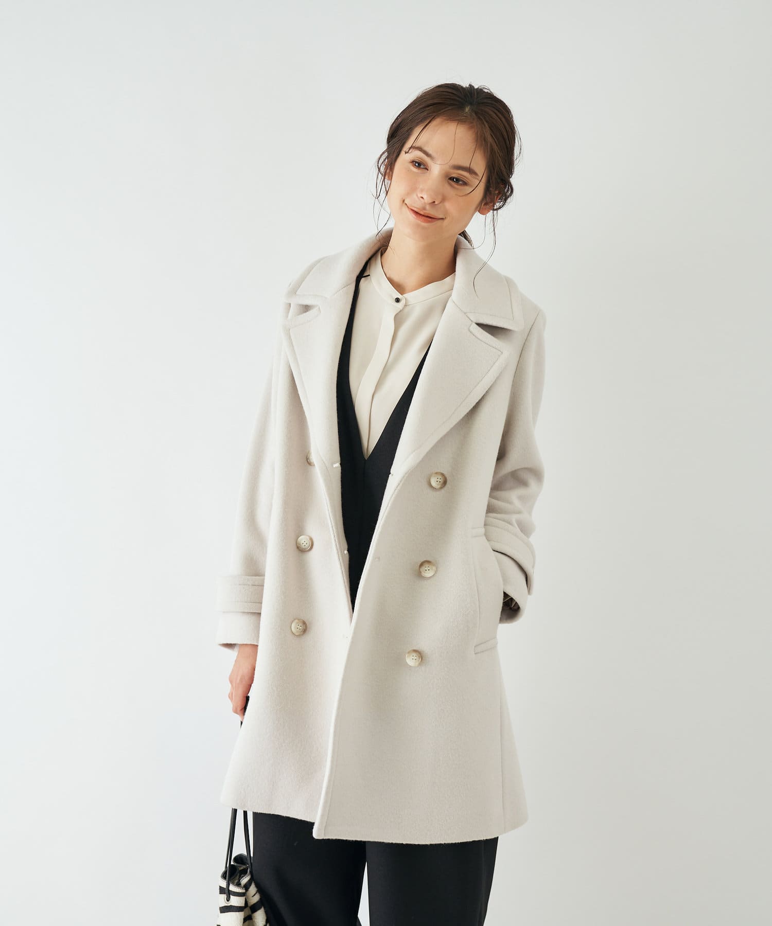 程よい光沢で高級感 ビーバーメルトンピーコート La Boutique Bonbon ラブティックボンボン レディース Pal Closet パルクローゼット パルグループ公式ファッション通販サイト