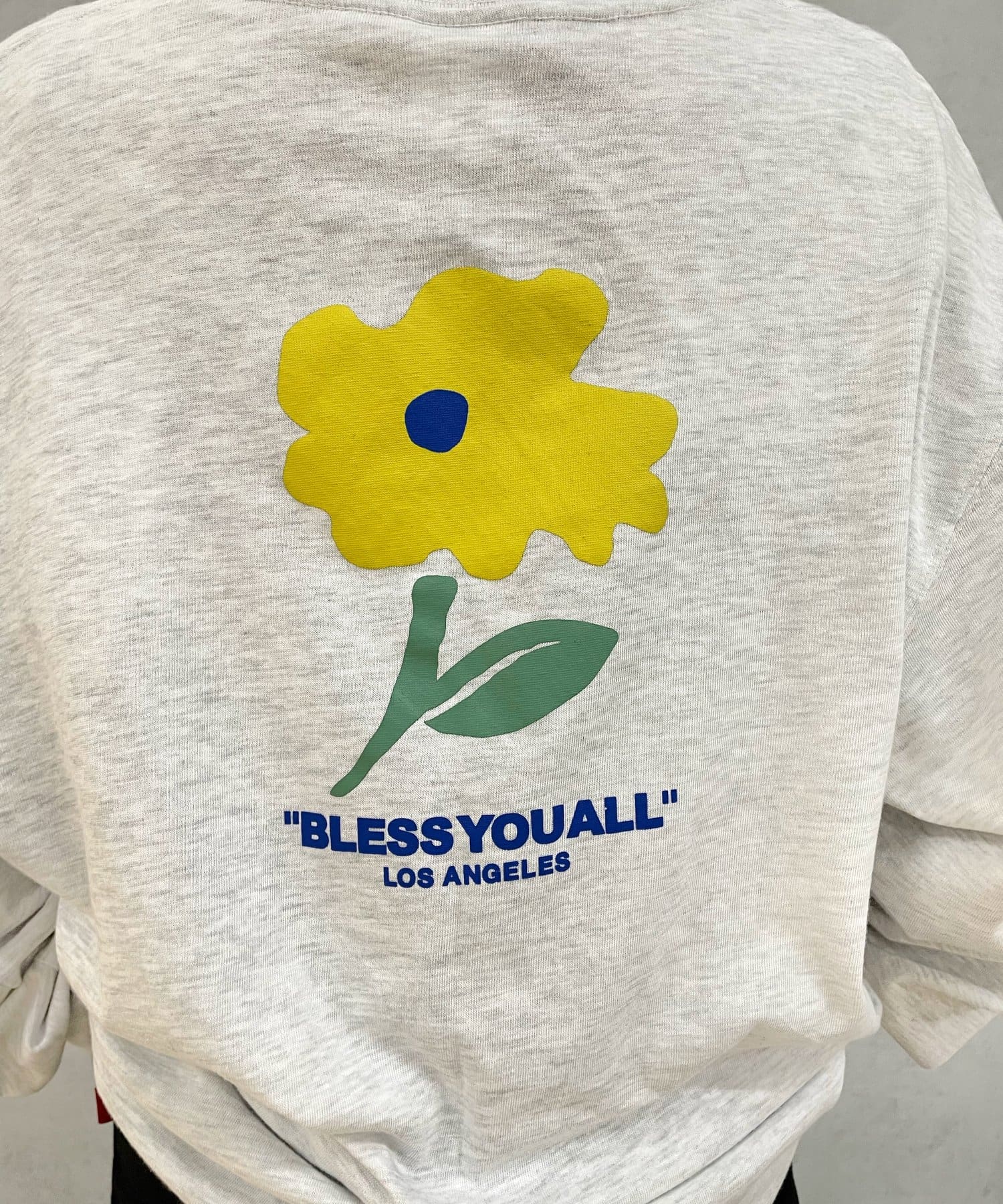 BLESS YOU/ブレスユー】フラワー刺繍ロンT | WHO'S WHO gallery