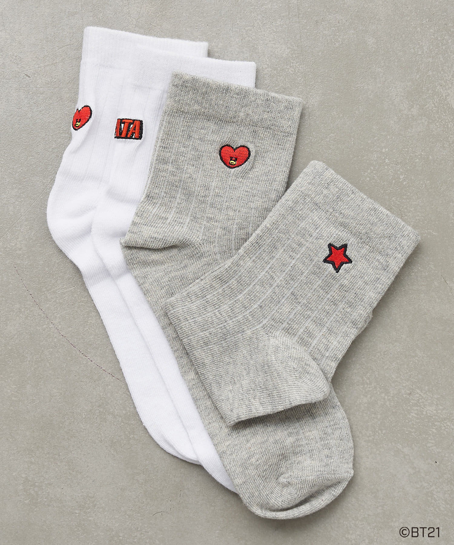 cdg heart socks