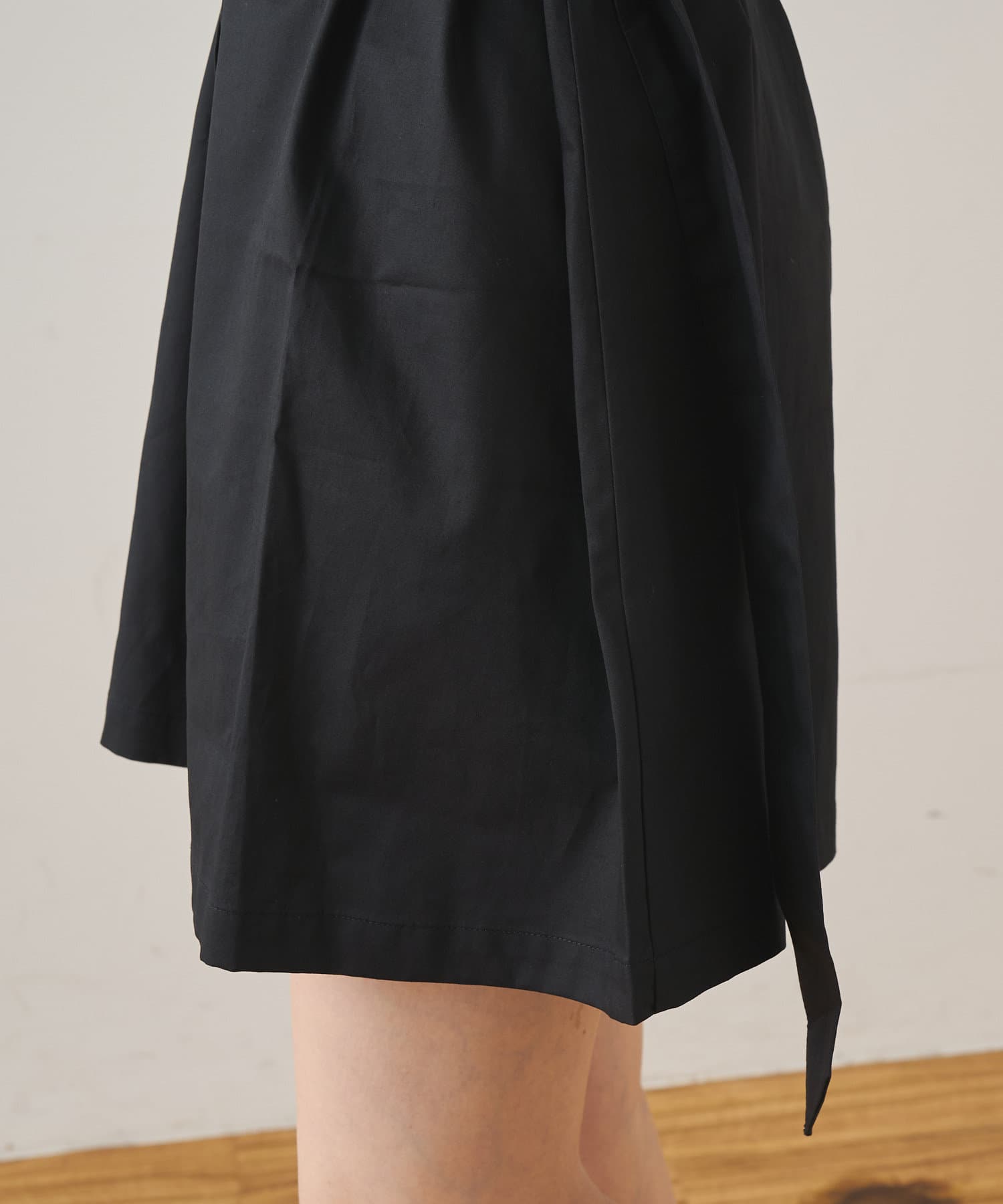 NICE CLAUP / OLIVE des OLIVE OUTLET(ナイスクラップ  / オリーブ デ オリーブ アウトレット) 袖ボリューム 絞りシャツコート