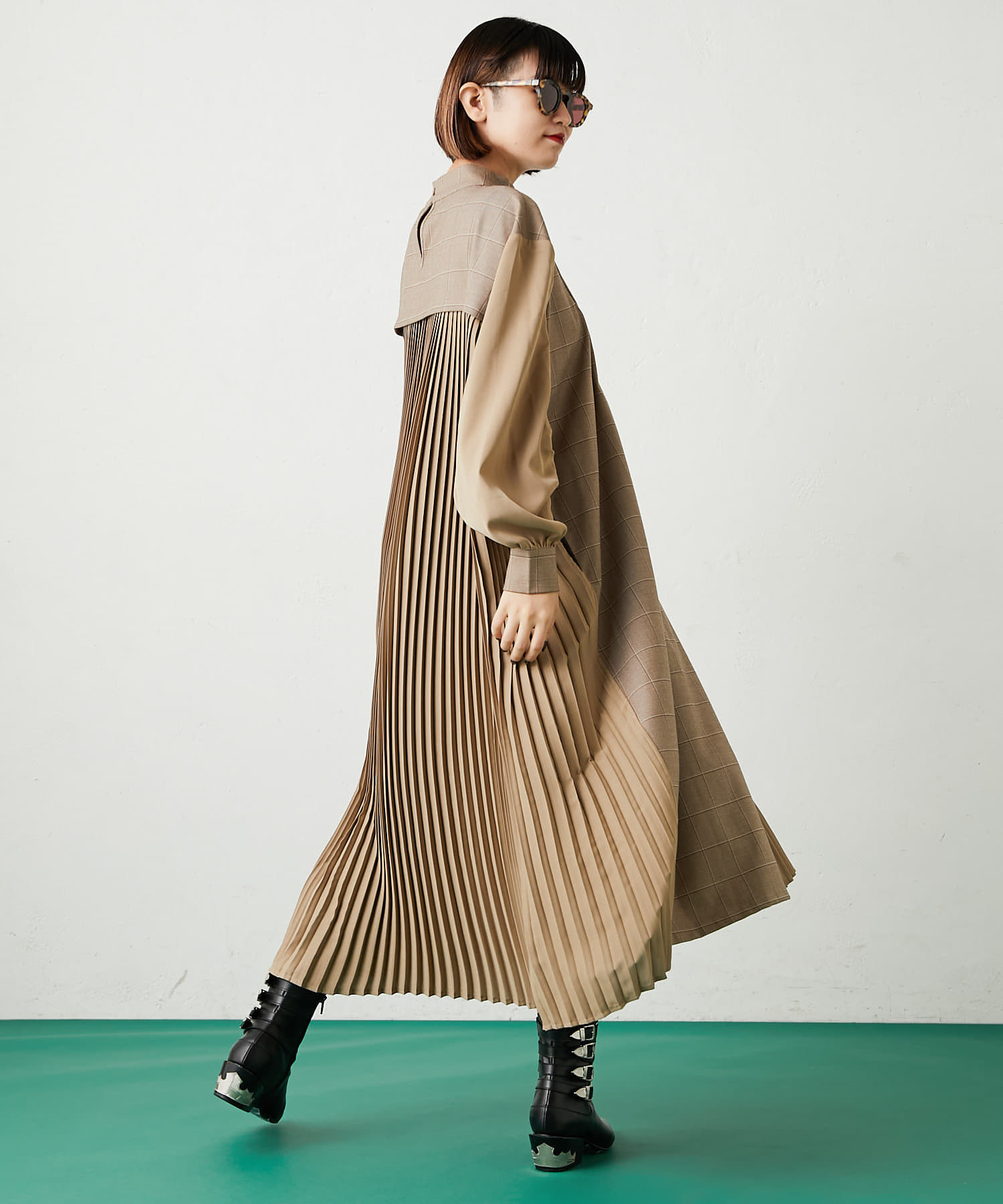 Sum1 Style スミ スタイル 後ろプリーツワンピース Ear Papillonner イア パピヨネ レディース Pal Closet パルクローゼット パルグループ公式ファッション通販サイト Sum1 Style スミ スタイル 後ろプリーツワンピース Ear Papillonner イア パピヨネ レディース Pal Closet パルクローゼット パルグループ公式ファッション通販サイト