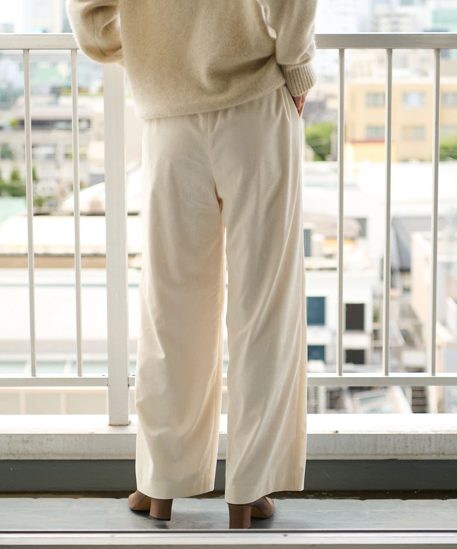 2サイズ展開 きれい見え素材 レーヨンシャンブレー別珍ワイドパンツ Rive Droite リヴドロワ レディース Pal Closet パルクローゼット パルグループ公式ファッション通販サイト