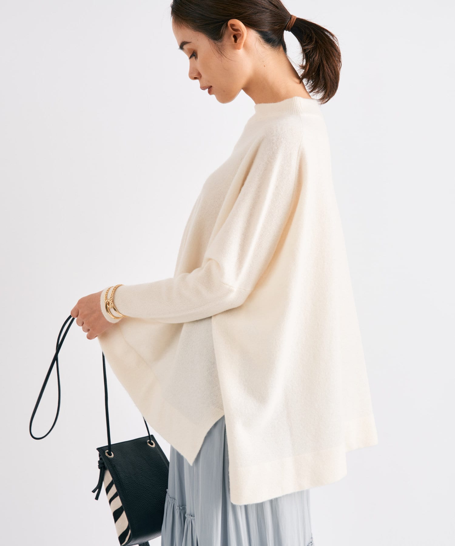 リラクシーで抜け感のある一枚 ビルドネックワイドニット La Boutique Bonbon ラブティックボンボン レディース Pal Closet パルクローゼット パルグループ公式ファッション通販サイト