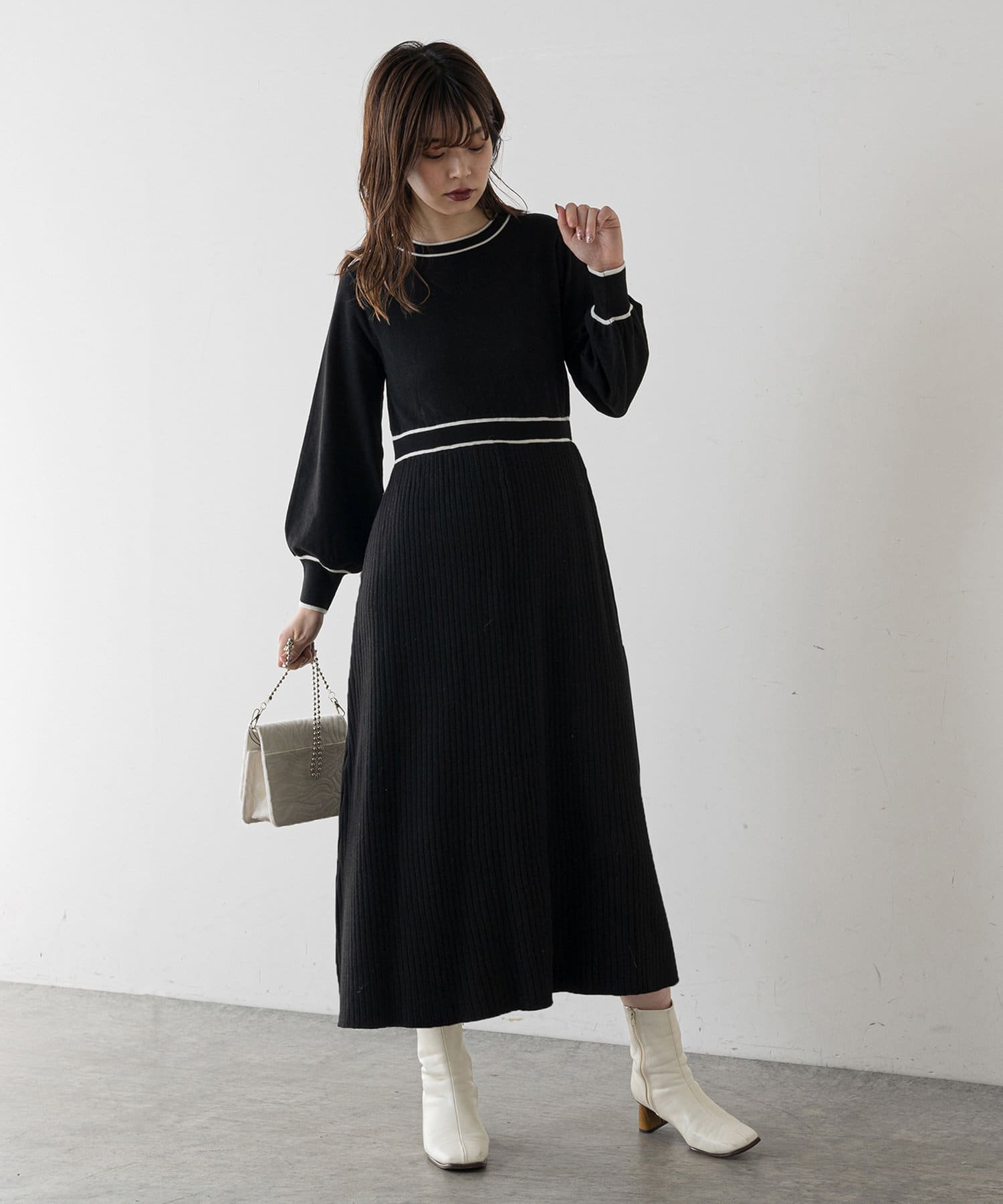 natural couture(ナチュラルクチュール) 【WEB限定カラー有り】配色ライン使いニットワンピース