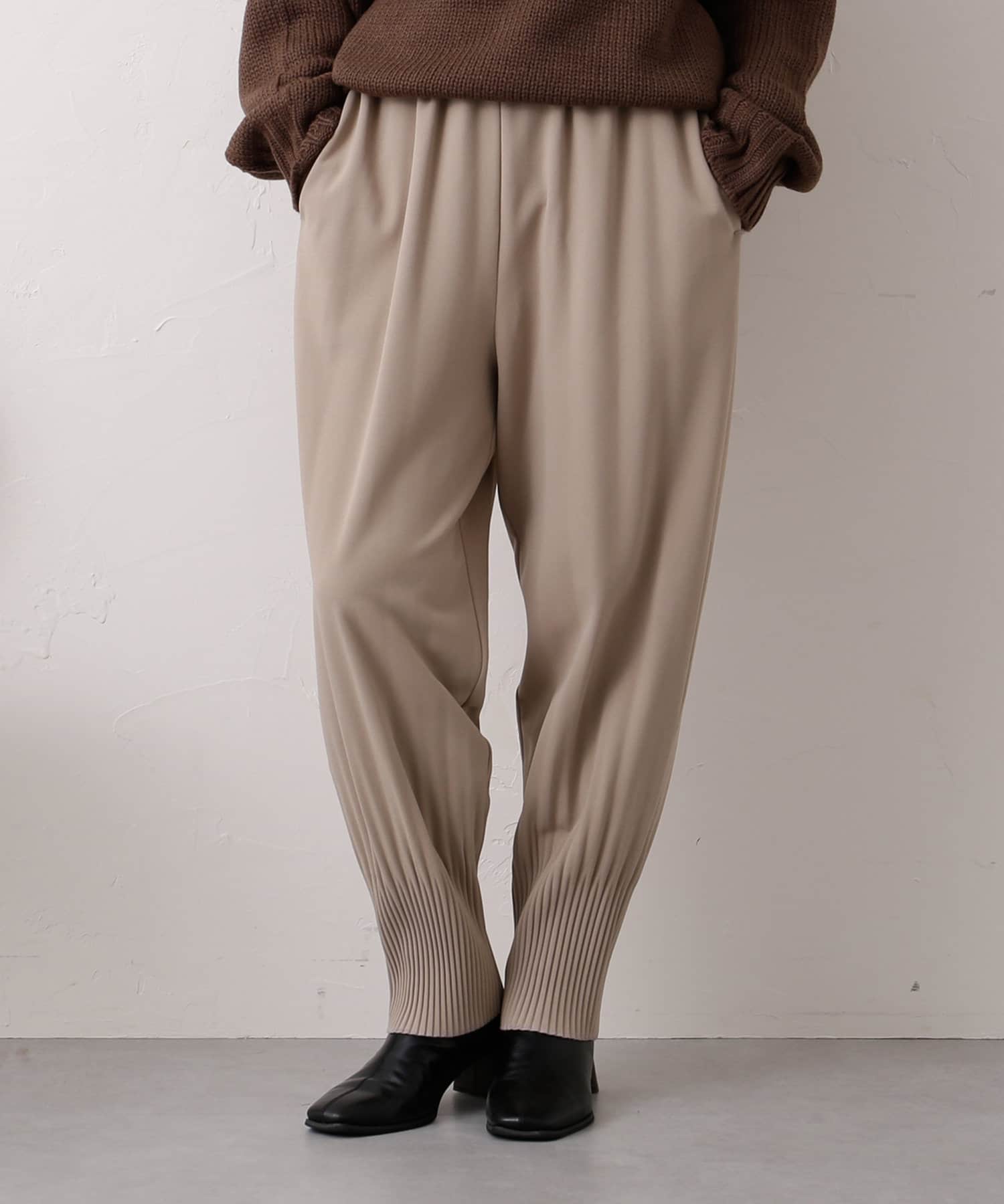 裾プリーツテーパードパンツ | Thevon.(ゼヴォン)レディース | PAL