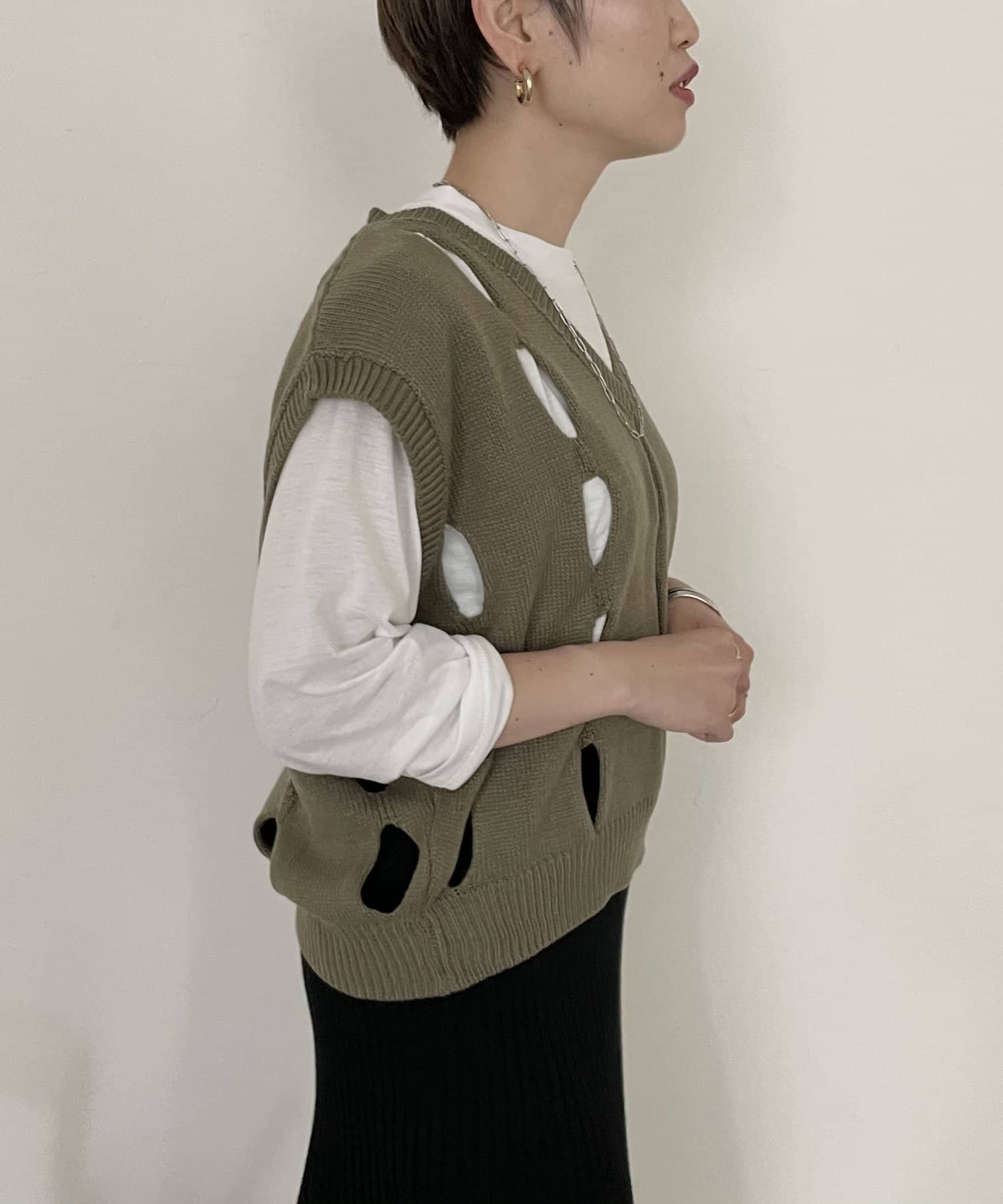 Thevon.(ゼヴォン) 【WEB限定】穴ぽこベスト