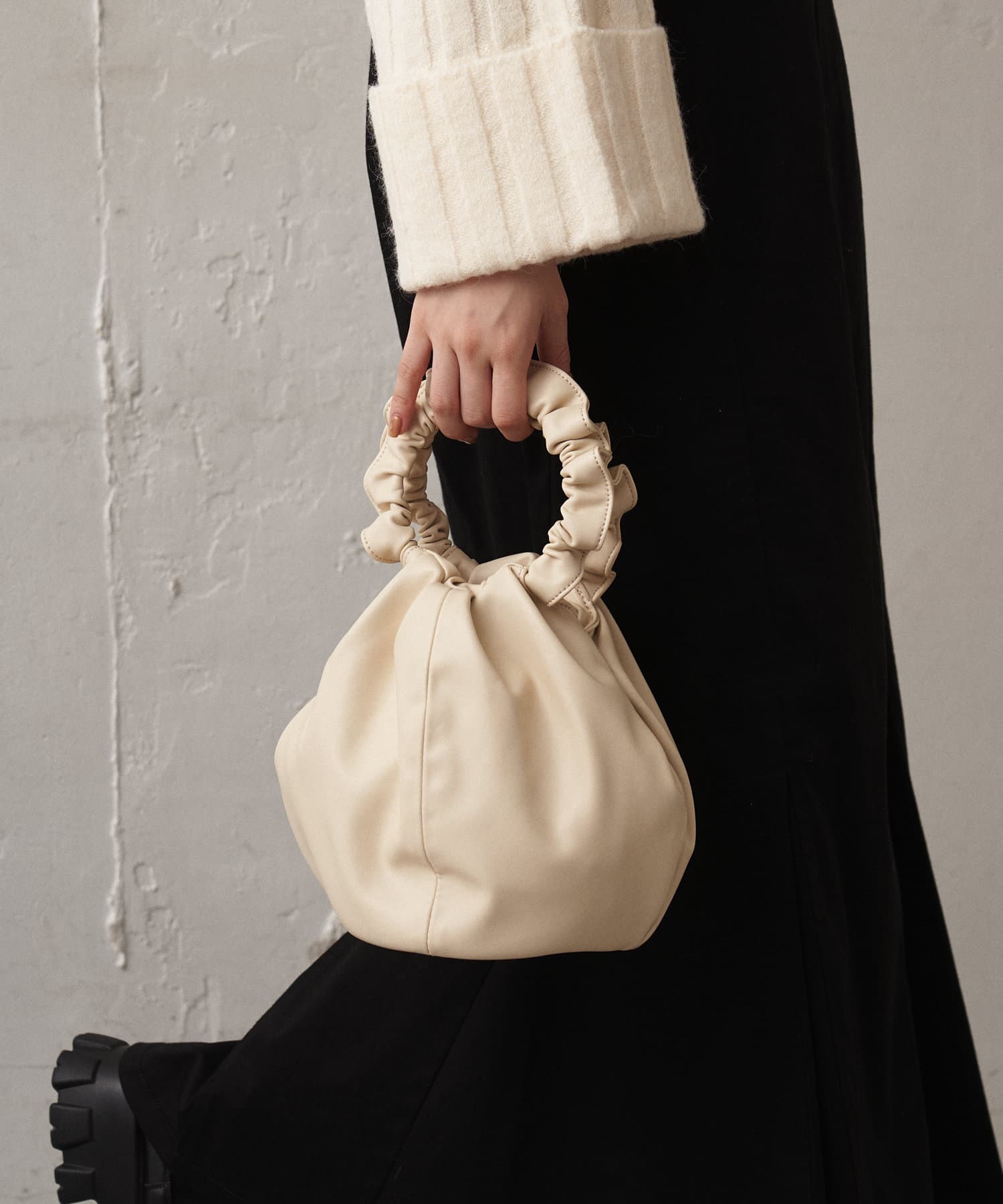 ギャザーハンドルサークルバック Chico チコ レディース Pal Closet パルクローゼット パルグループ公式ファッション通販サイト