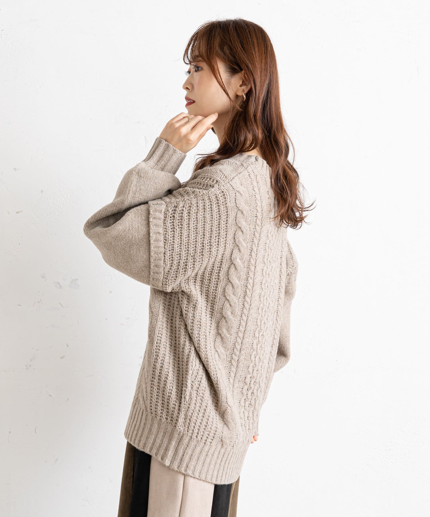 袖切り替えケーブル編みニット | prose verse(プロズヴェール