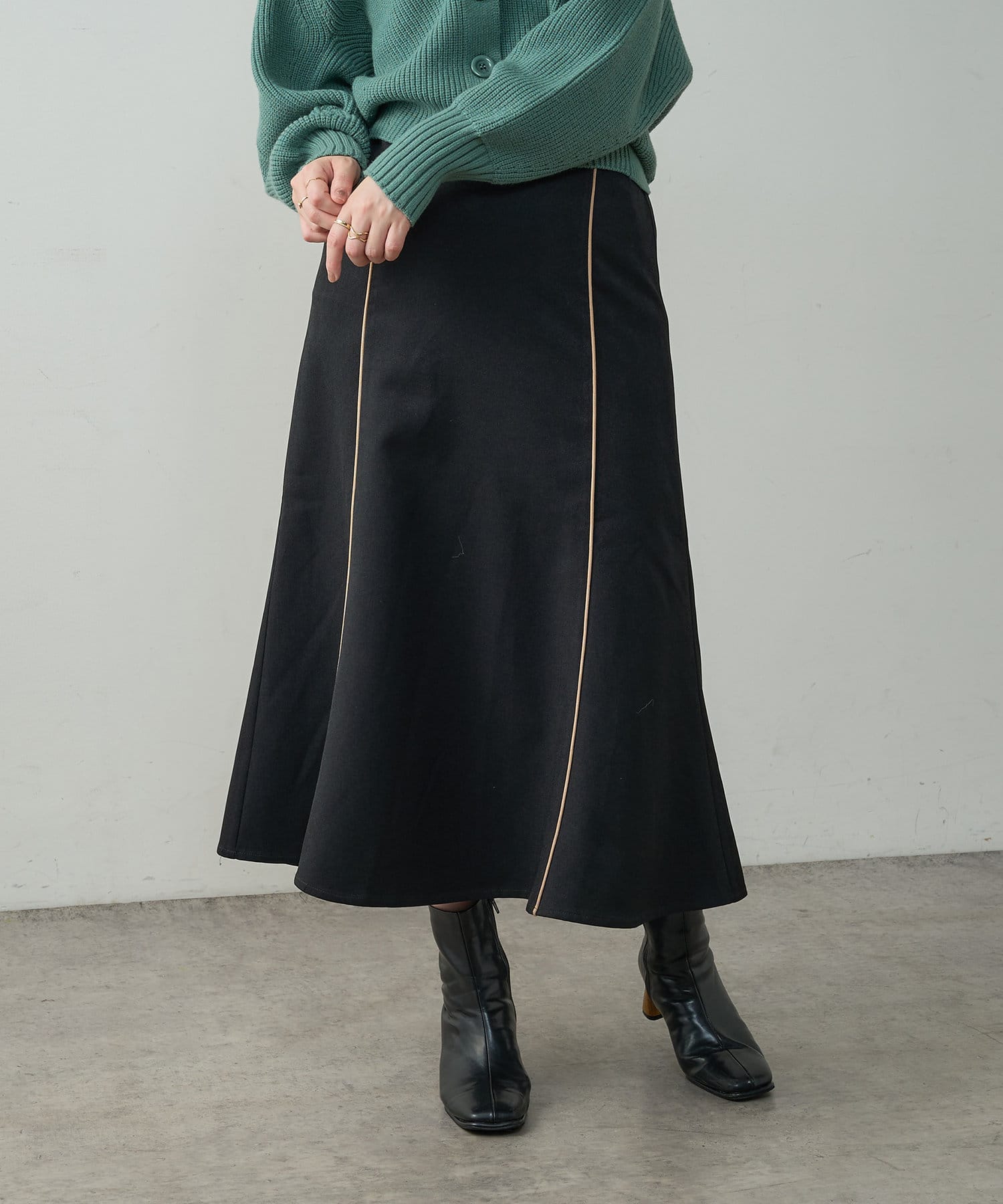 natural couture(ナチュラルクチュール) 配色パイピングスカート
