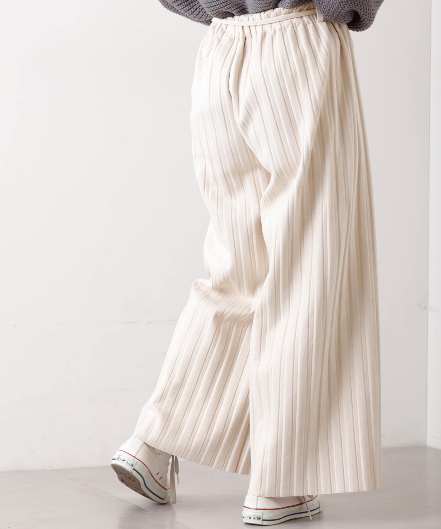 スエードプリーツパンツ | NICE CLAUP / OLIVE des OLIVE OUTLET(ナイ