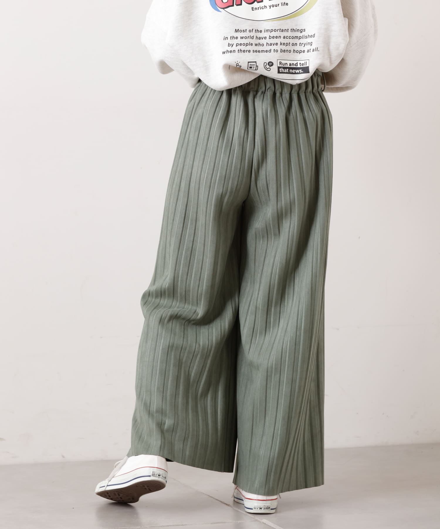 NICE CLAUP / OLIVE des OLIVE OUTLET(ナイスクラップ  / オリーブ デ オリーブ アウトレット) スエードプリーツパンツ