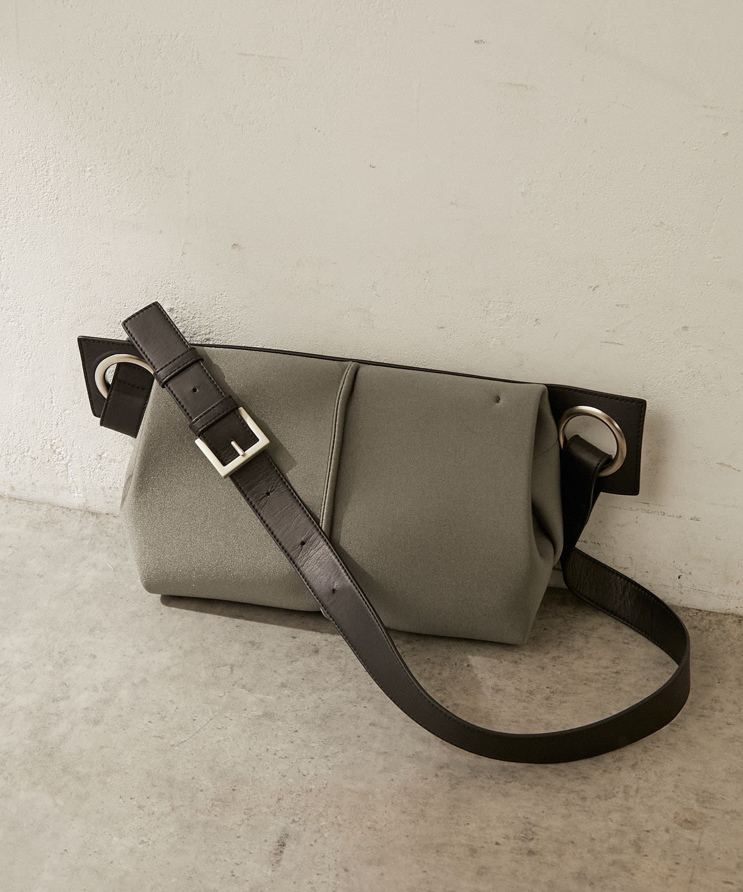 正規取扱店】 (☘専用☘)カワカワ kawakawa☘wet ショルダー(黒