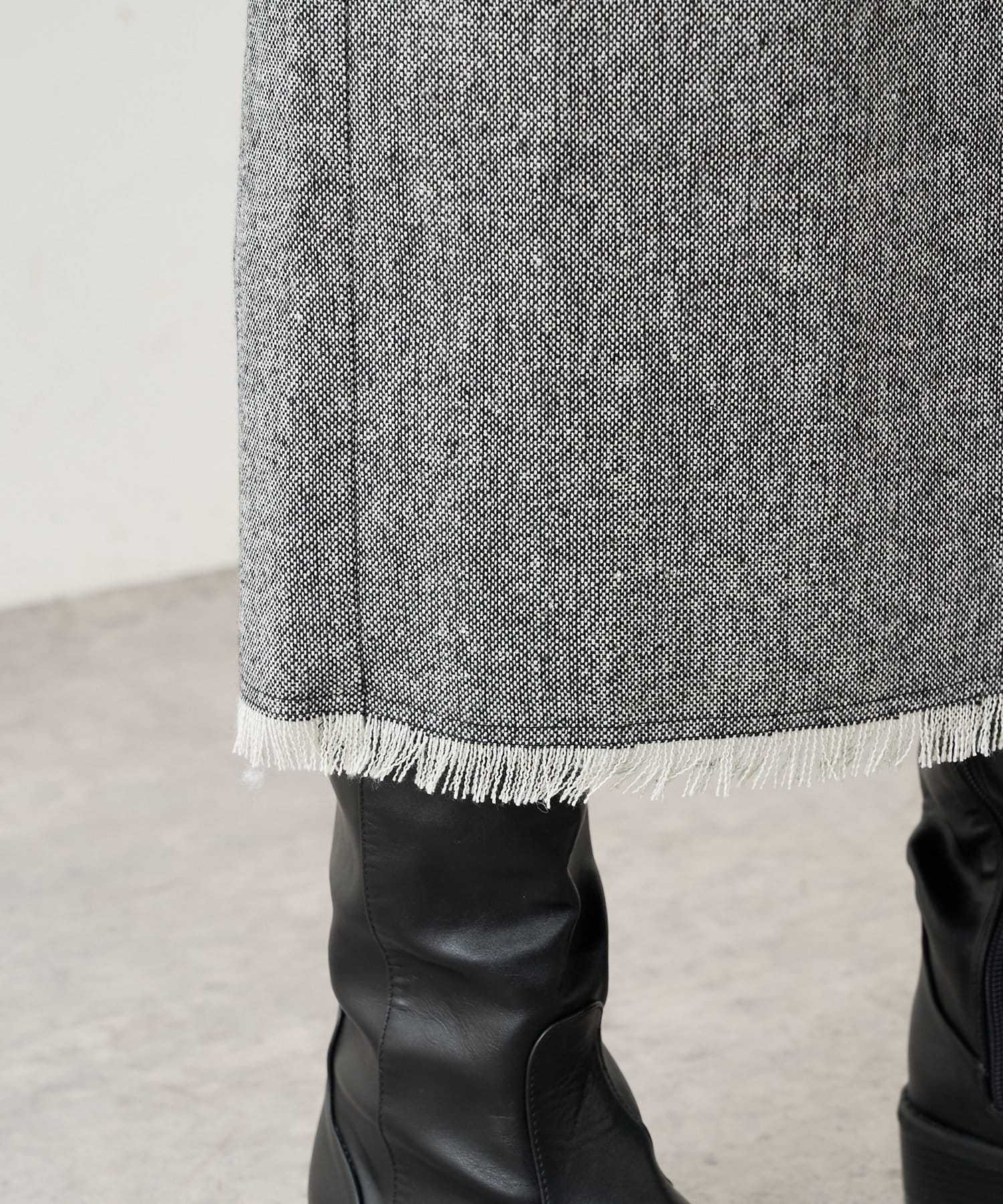 natural couture(ナチュラルクチュール) ベルト付き裾フリンジチェックスカート