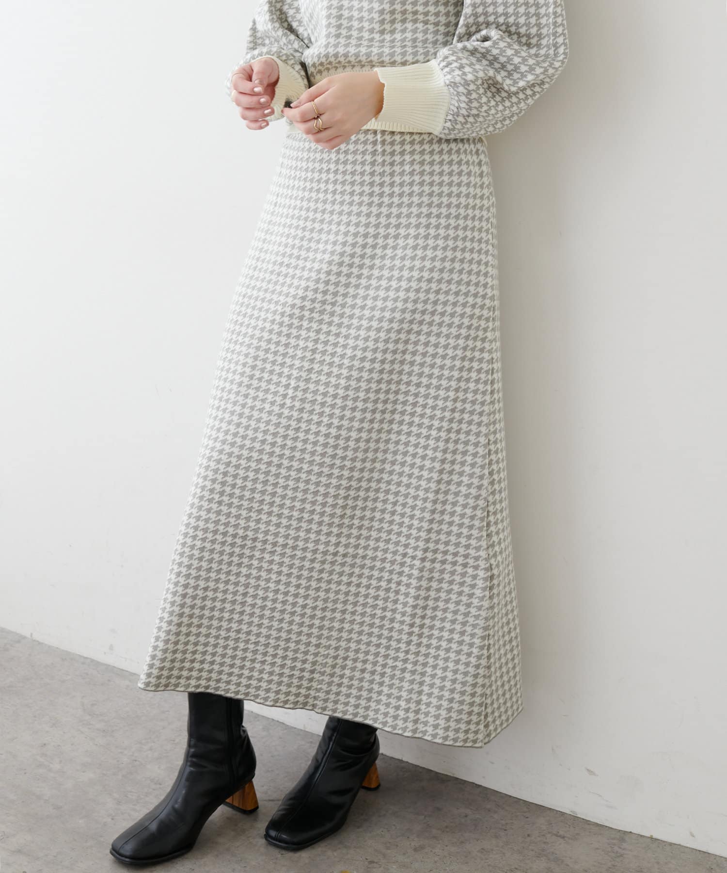 natural couture(ナチュラルクチュール) 千鳥格子ダブルジャガードニットスカート