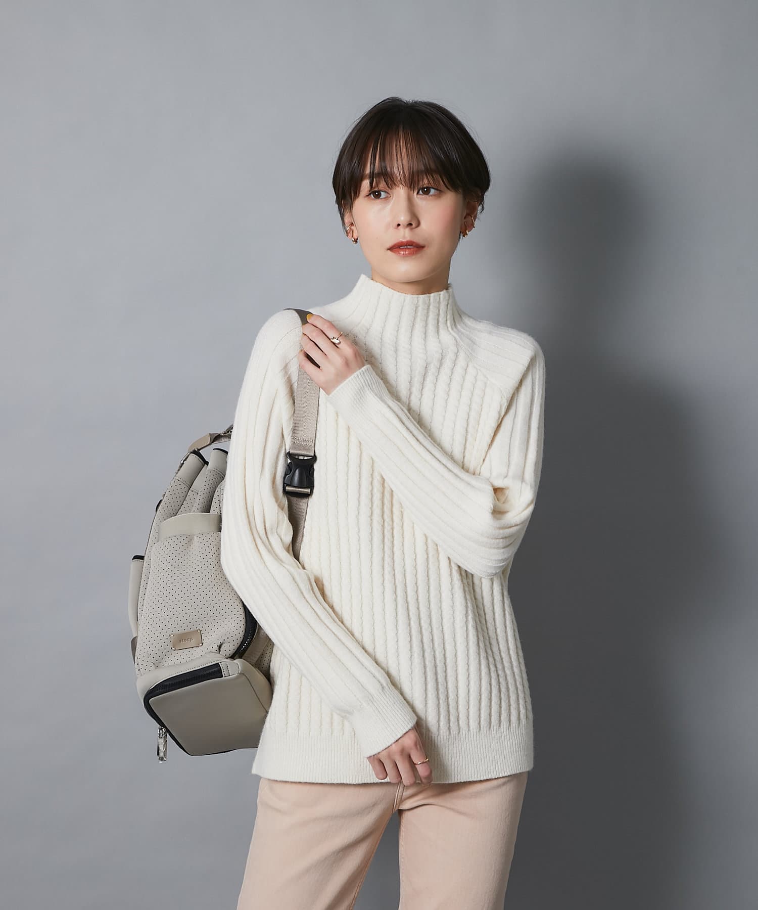 un dix cors(アンディコール) 《予約》【WEB限定・LIVEでご紹介】ケーブル編みスタンドネック