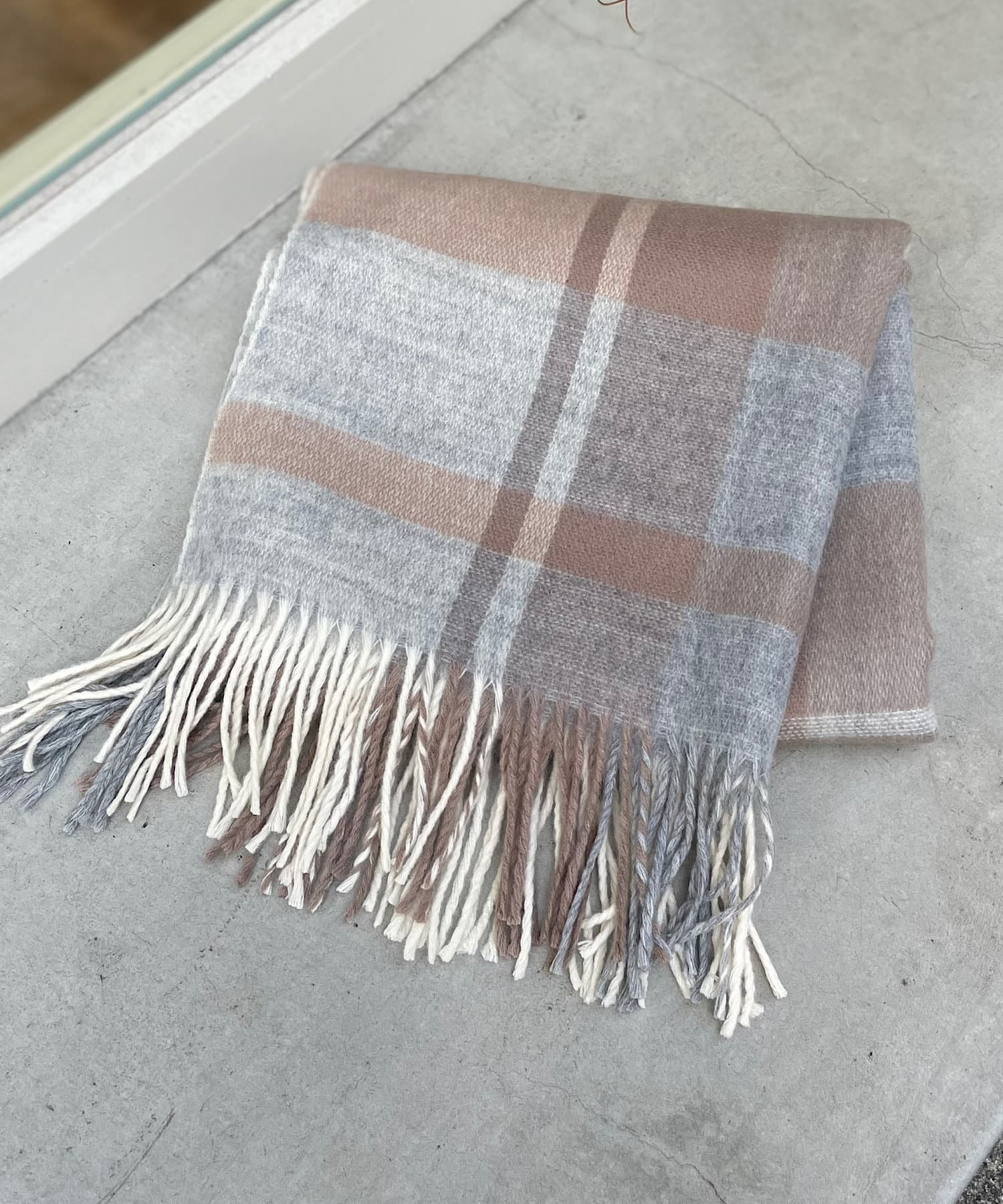 un dix cors(アンディコール) 【ストール巻き方動画付き】チェックアクリルストール