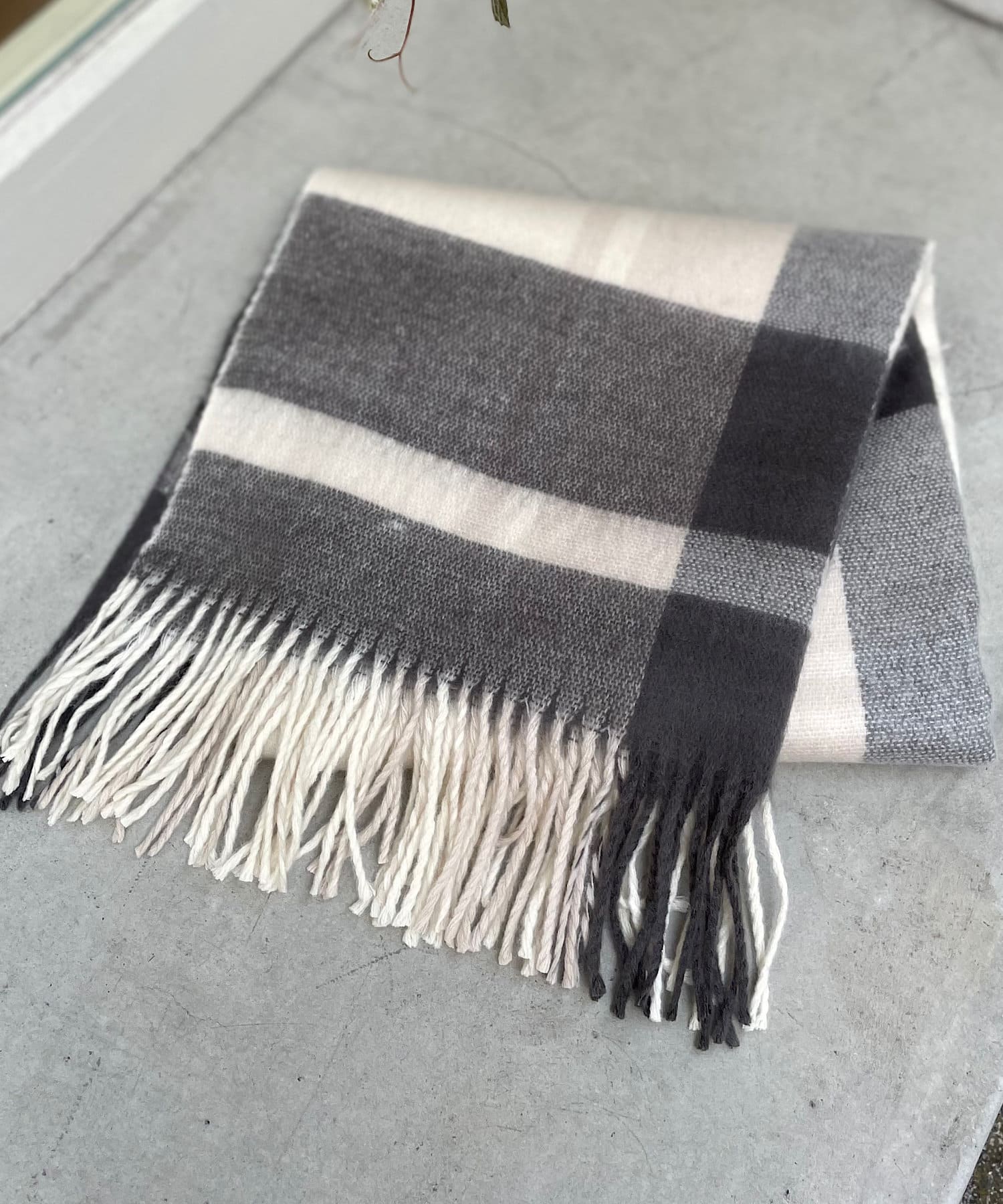 un dix cors(アンディコール) 【ストール巻き方動画付き】チェックアクリルストール