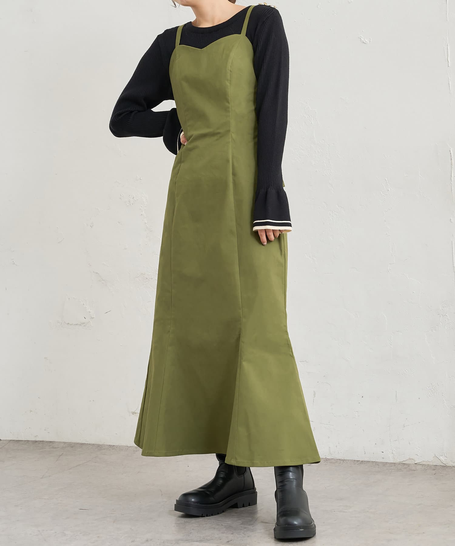 natural couture(ナチュラルクチュール) 【WEB限定カラー有り】ハイウエストマーメイドジャンバースカート　Sサイズ
