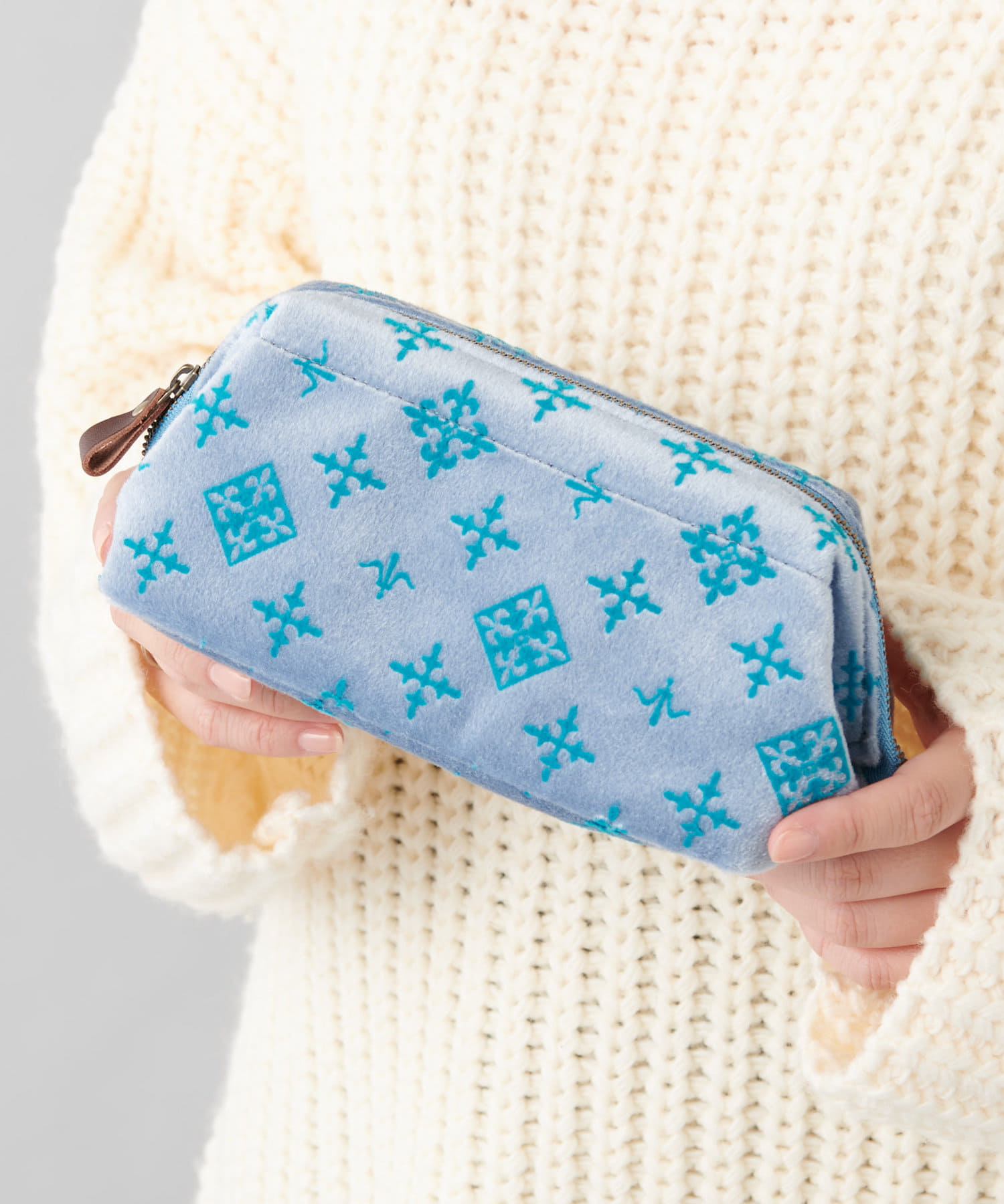 抗菌 制菌 防臭 ベロアフロッキー 口枠ポーチ 小 Daily Russet デイリー ラシット レディース Pal Closet パルクローゼット パルグループ公式ファッション通販サイト