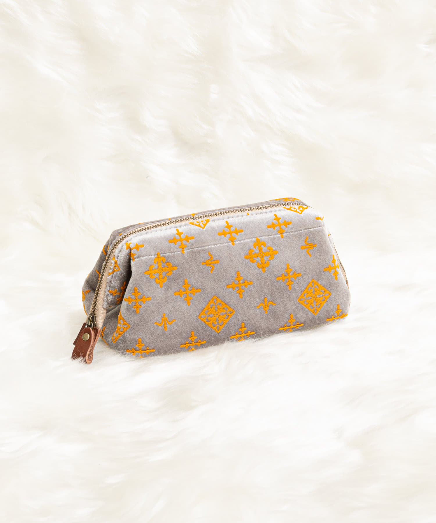 抗菌 制菌 防臭 ベロアフロッキー 口枠ポーチ 小 Daily Russet デイリー ラシット レディース Pal Closet パルクローゼット パルグループ公式ファッション通販サイト