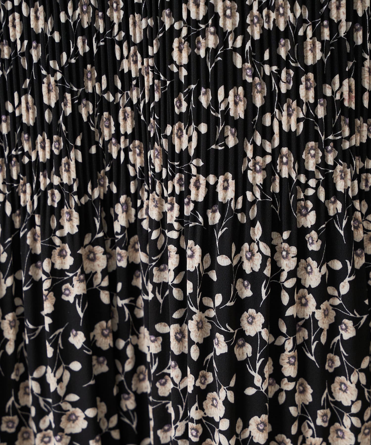 natural couture(ナチュラルクチュール) 【WEB限定】ベルト付消しプリーツAラインワンピース