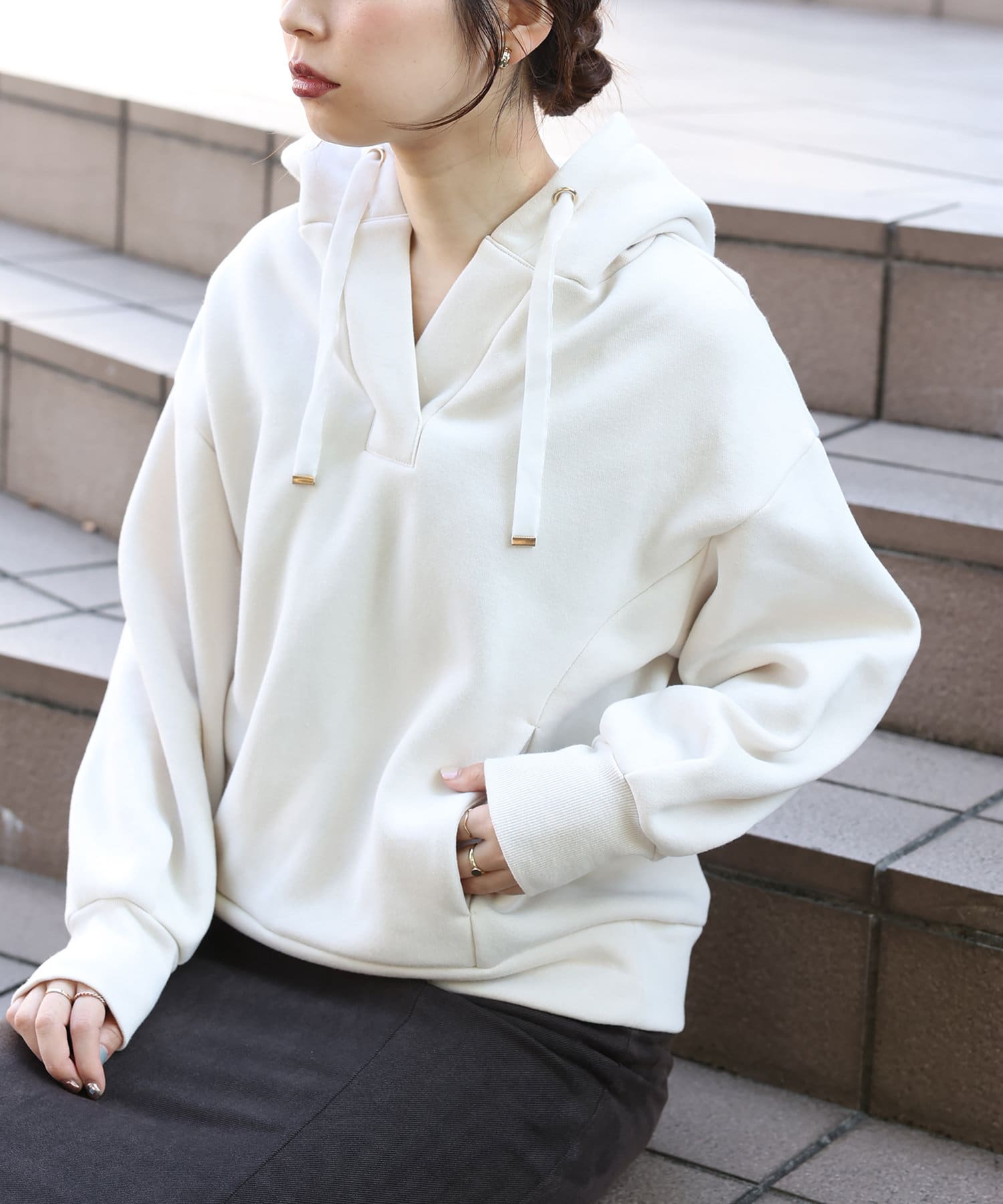 natural couture(ナチュラルクチュール) 【着用動画あり】オープンネック裏起毛パーカー