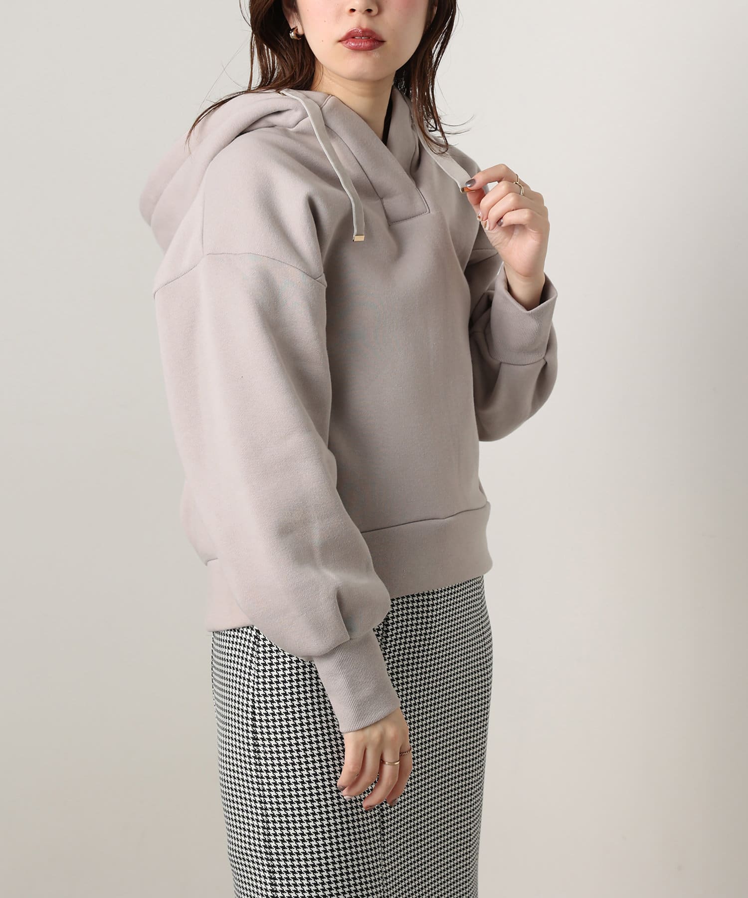 natural couture(ナチュラルクチュール) 【着用動画あり】オープンネック裏起毛パーカー