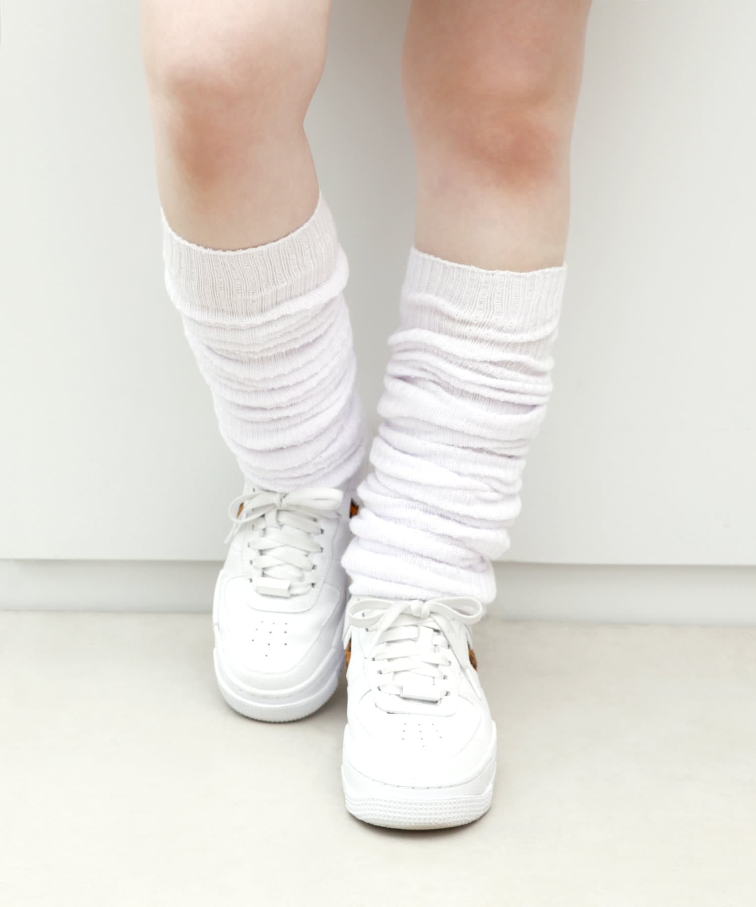 白 スニーカー 靴下の人気商品 通販 価格比較 価格 Com