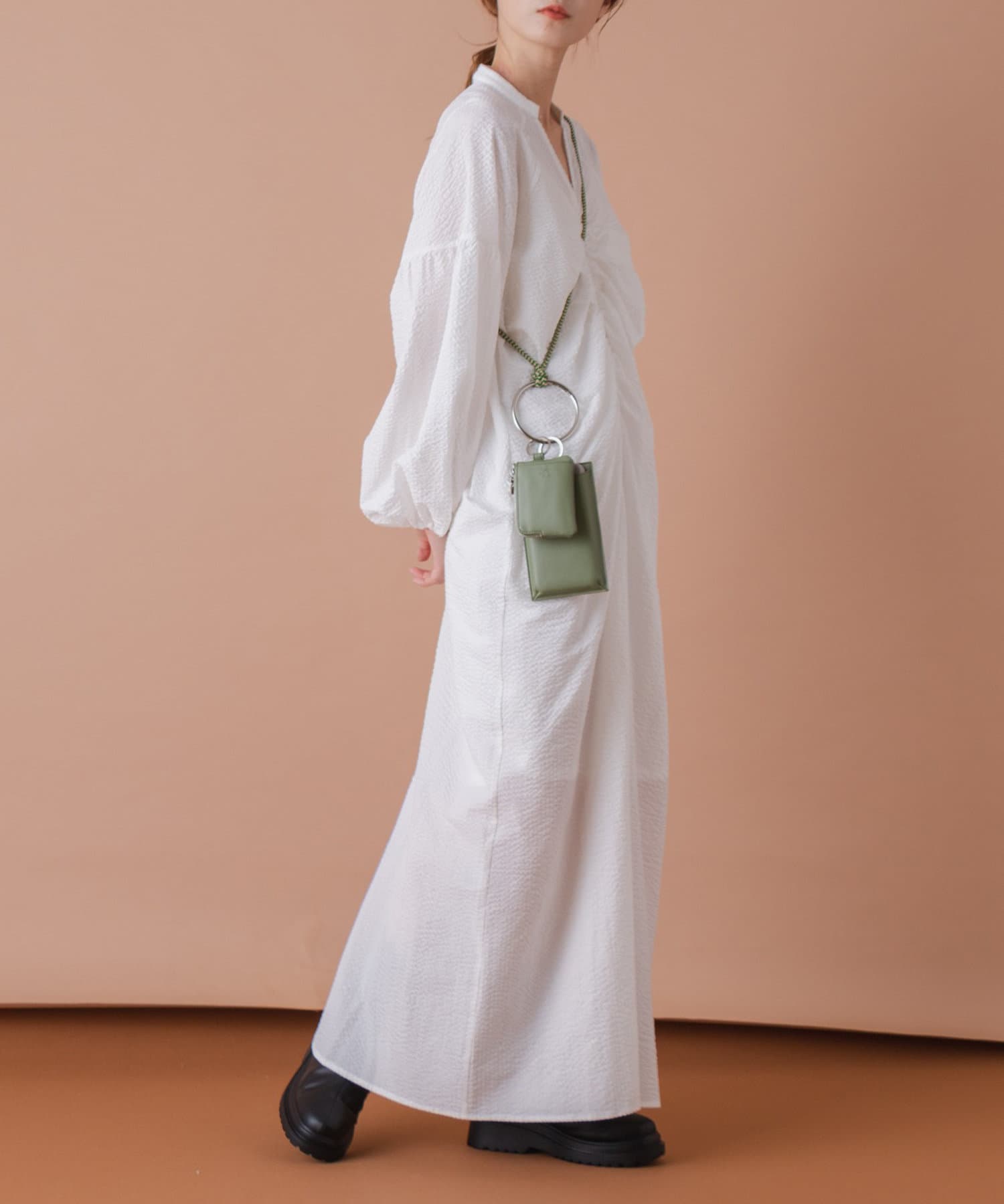 OUTLET(アウトレット) 【Kastane】シャーリングサッカーボリュームワンピース