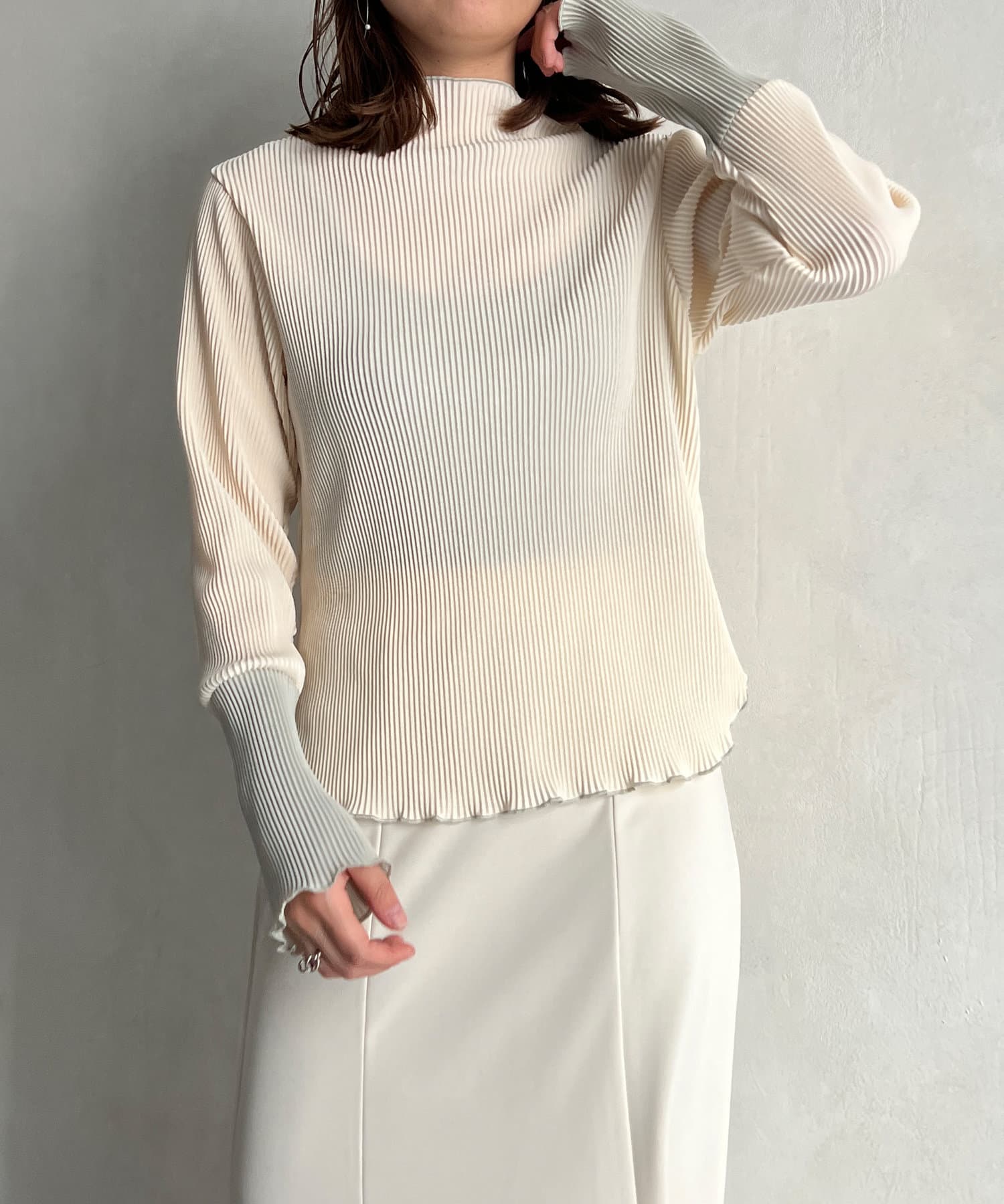 袖先配色プリーツメローインナー Thevon ゼヴォン レディース Pal Closet パルクローゼット パルグループ公式ファッション通販サイト