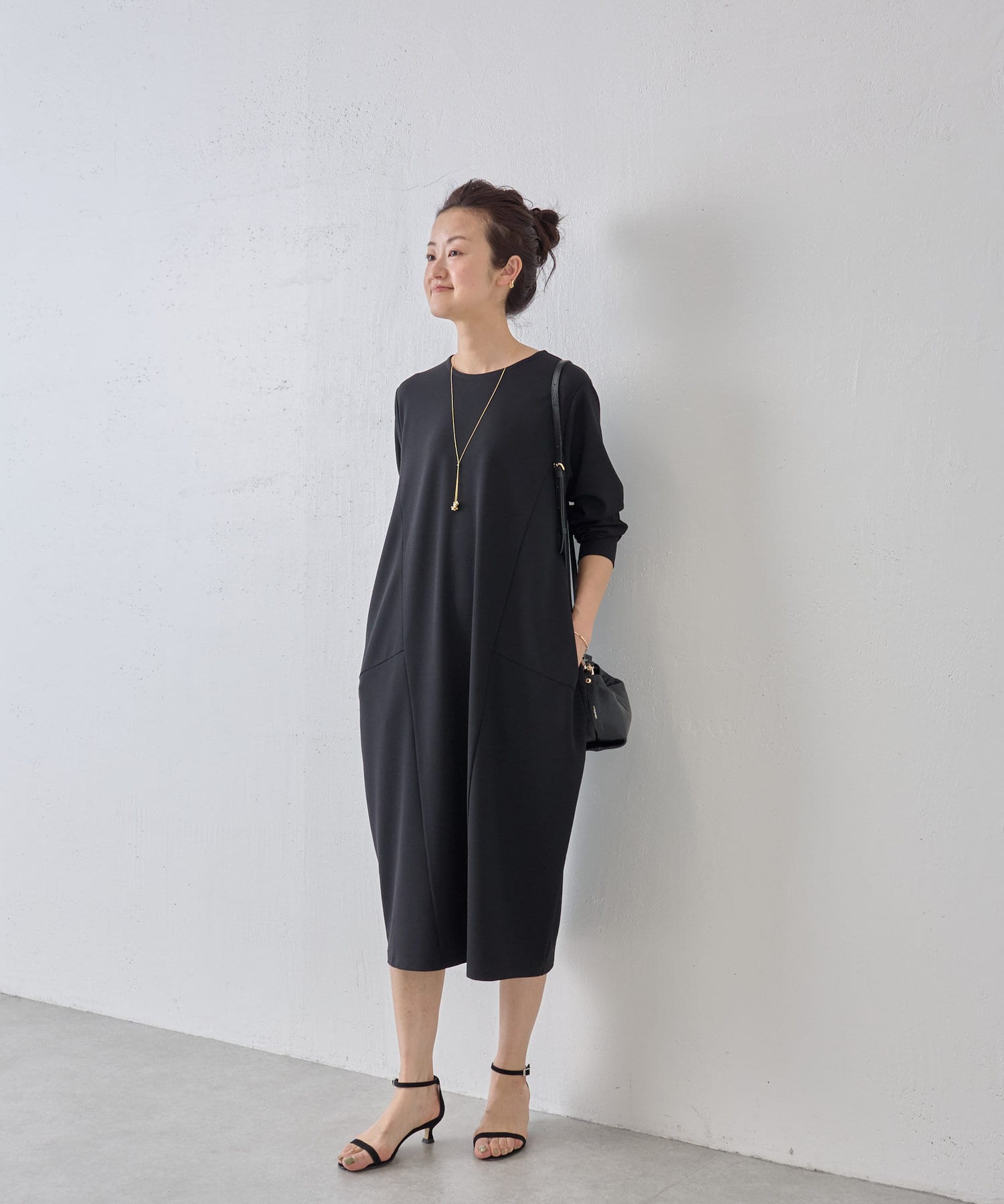 Liveでご紹介 トロミシンプルワンピース Beardsley ビアズリー レディース Pal Closet パルクローゼット パルグループ公式ファッション通販サイト