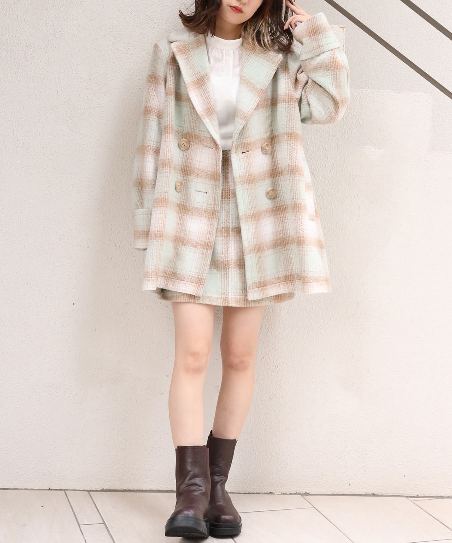 NICE CLAUP / OLIVE des OLIVE OUTLET(ナイスクラップ  / オリーブ デ オリーブ アウトレット) 冬のＳＥＴＵＰミニスカート