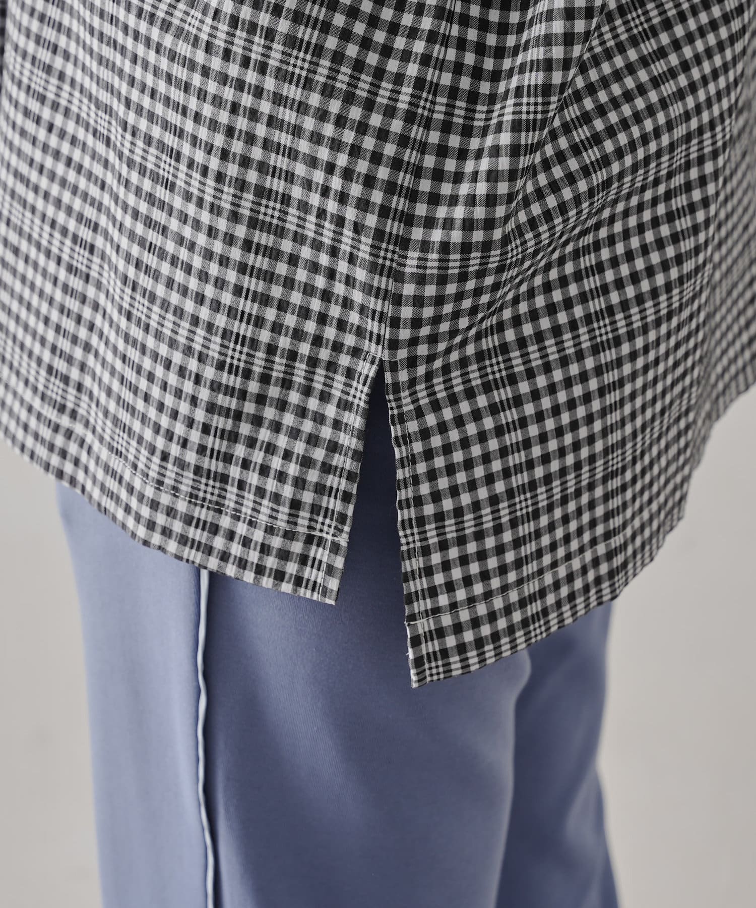 Chez toi(シェトワ) 【WEB限定】スタンドカラーボリュームスリーブブラウス