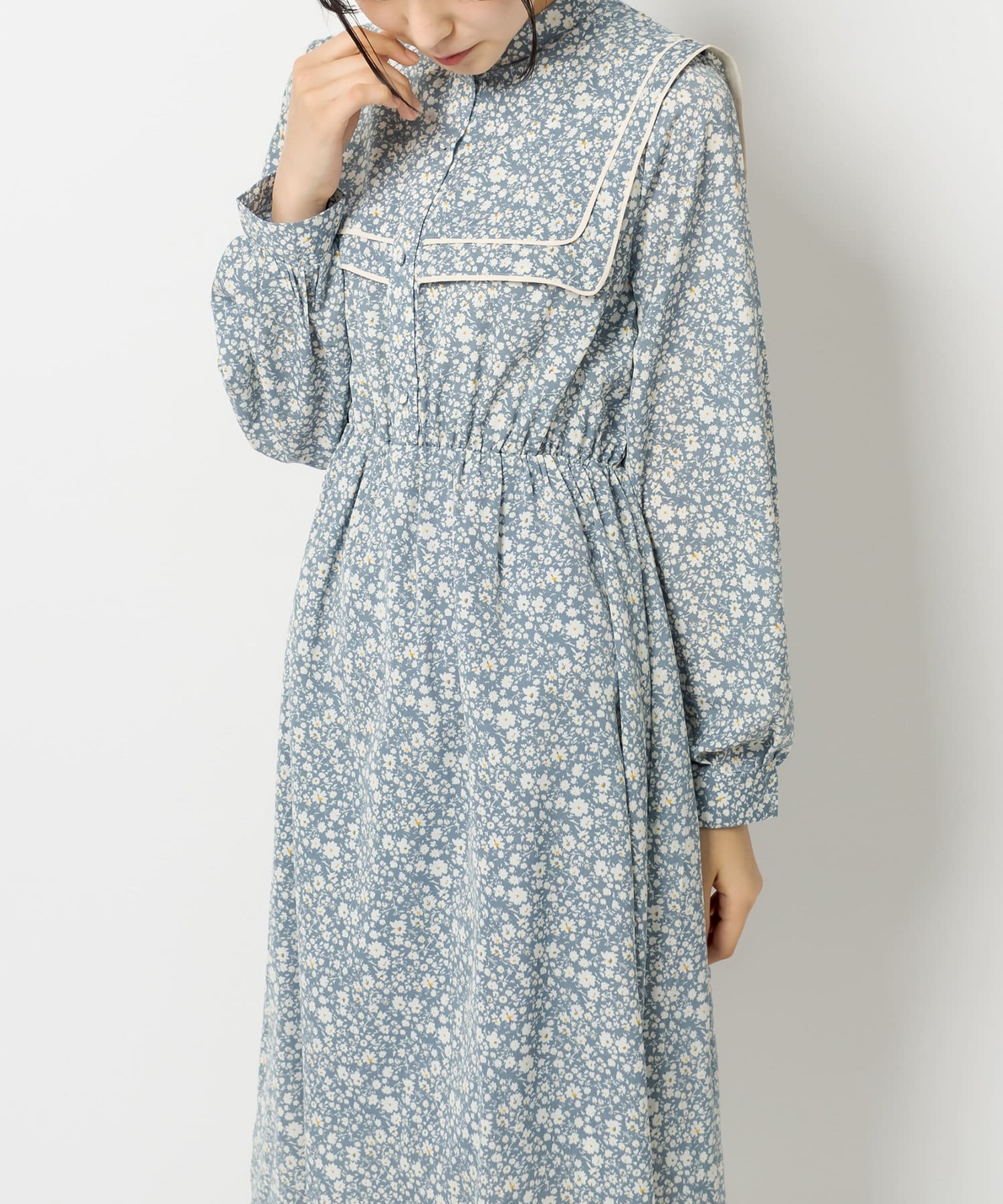 レトロなケープカラーワンピース Olive Des Olive オリーブ デ オリーブ レディース Pal Closet パルクローゼット パルグループ公式ファッション通販サイト