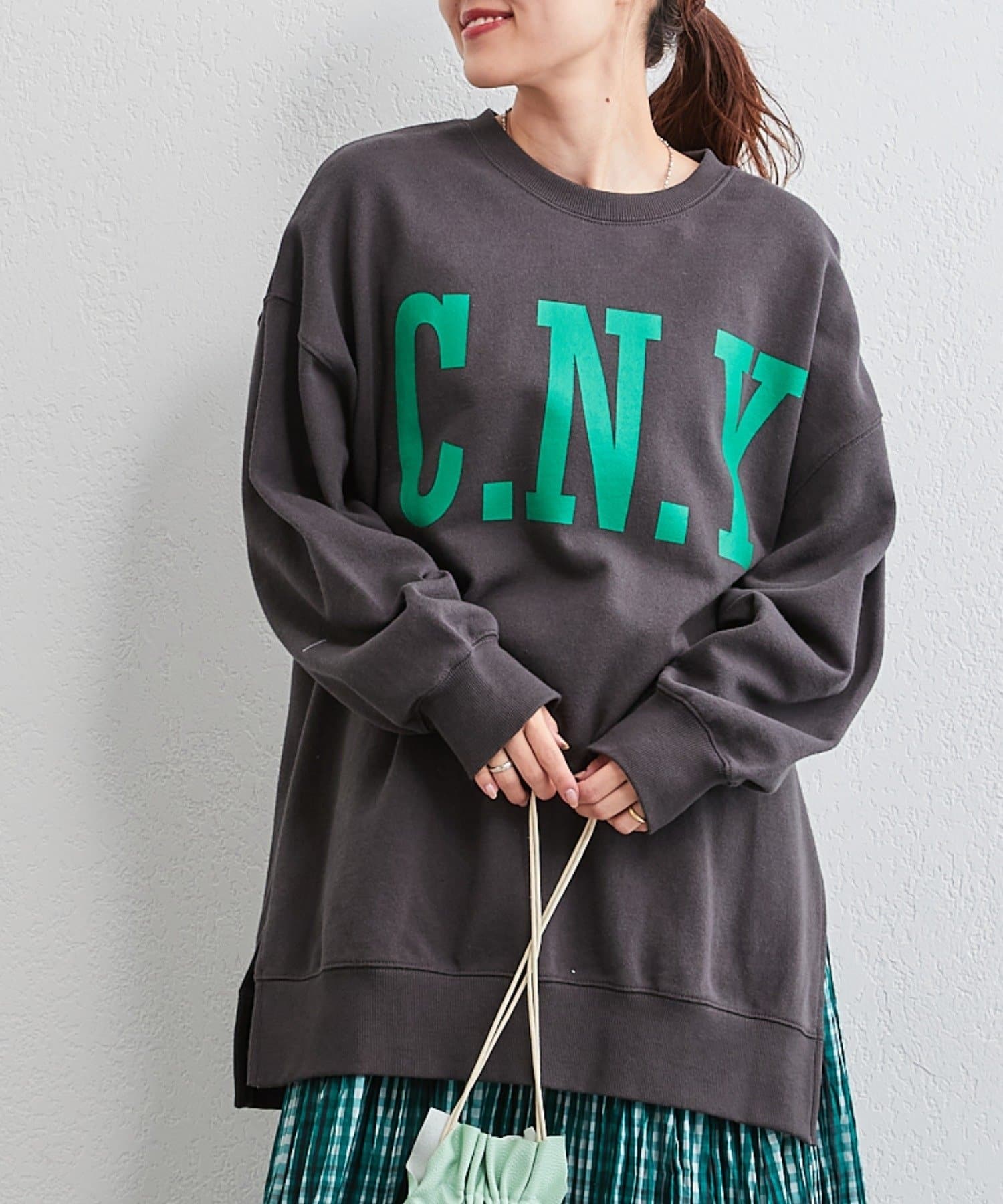 Bigカレッジロゴサイドスリットスウェット Ciaopanic Typy チャオパニックティピー レディース Pal Closet パルクローゼット パルグループ公式ファッション通販サイト