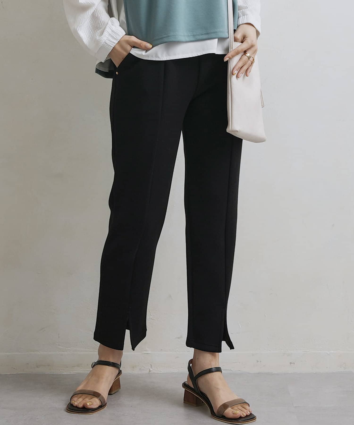 Chez toi(シェトワ) 【着用動画あり】裾スリットカットパンツ