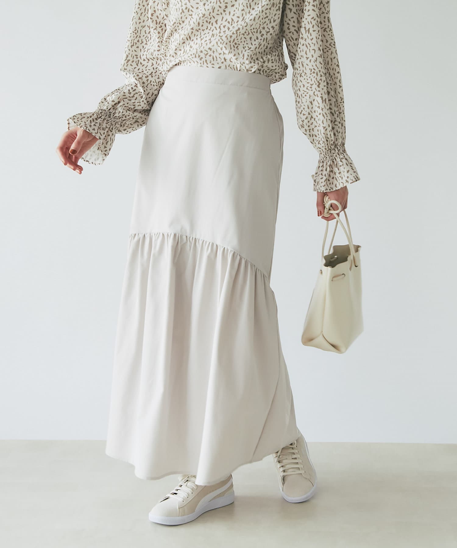 un dix cors(アンディコール) 【LIVEで紹介】マーメイド裾ギャザースカート