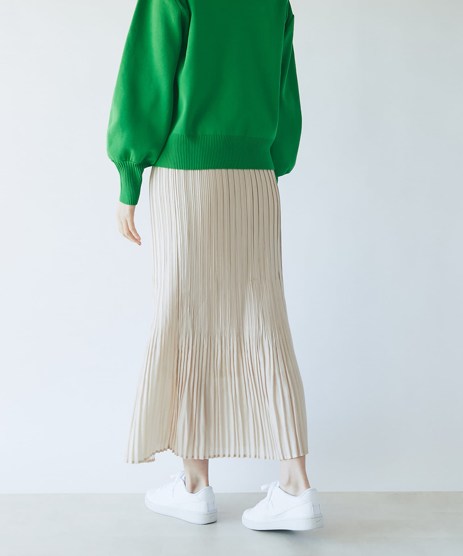 女性らしさ際立つ 無地消しプリーツスカート Un Dix Cors アンディコール レディース Pal Closet パルクローゼット パルグループ公式ファッション通販サイト