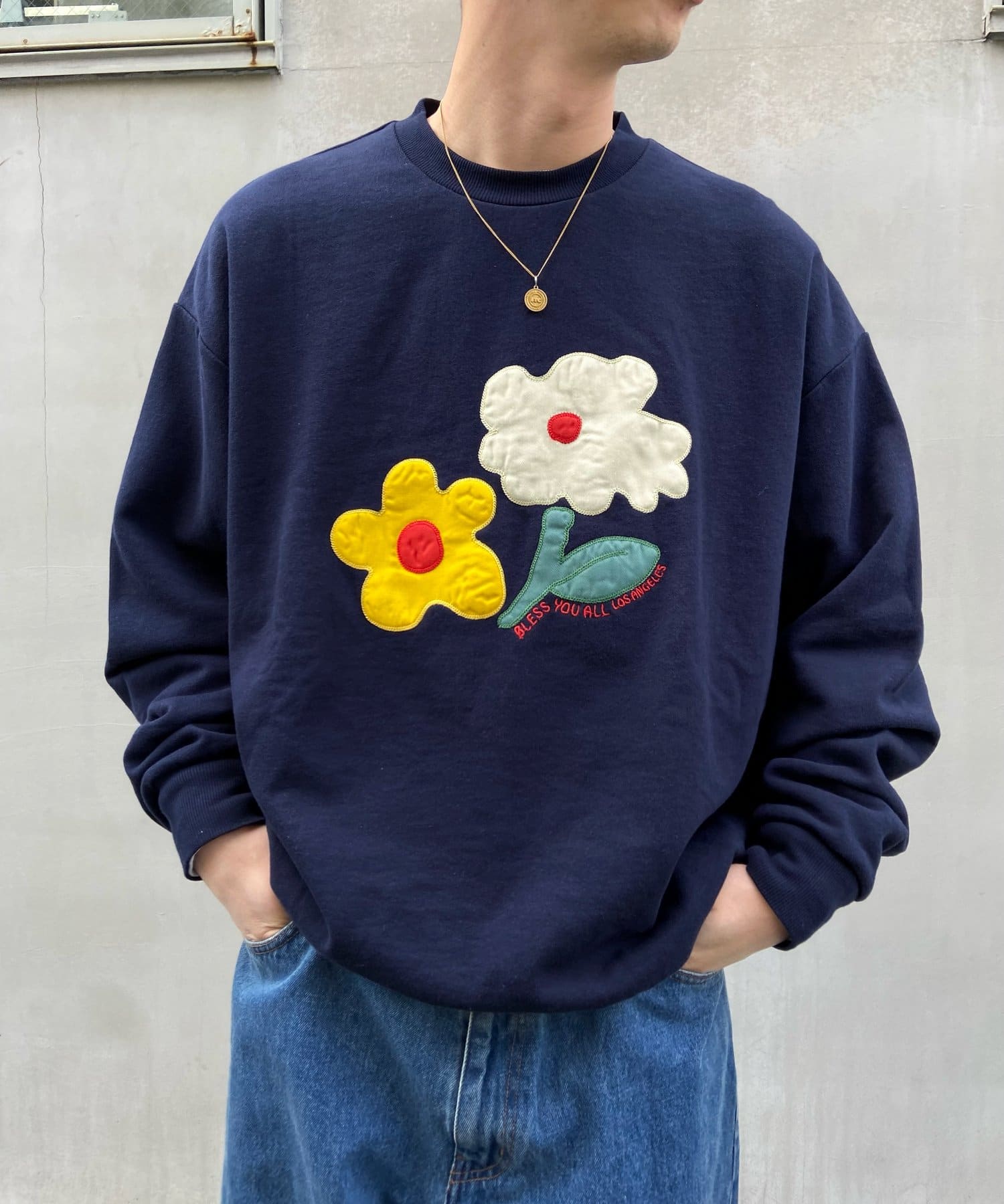 ✨極美品 17AW✨ グッチ スウェット フラワー 刺繍 オールドロゴ-