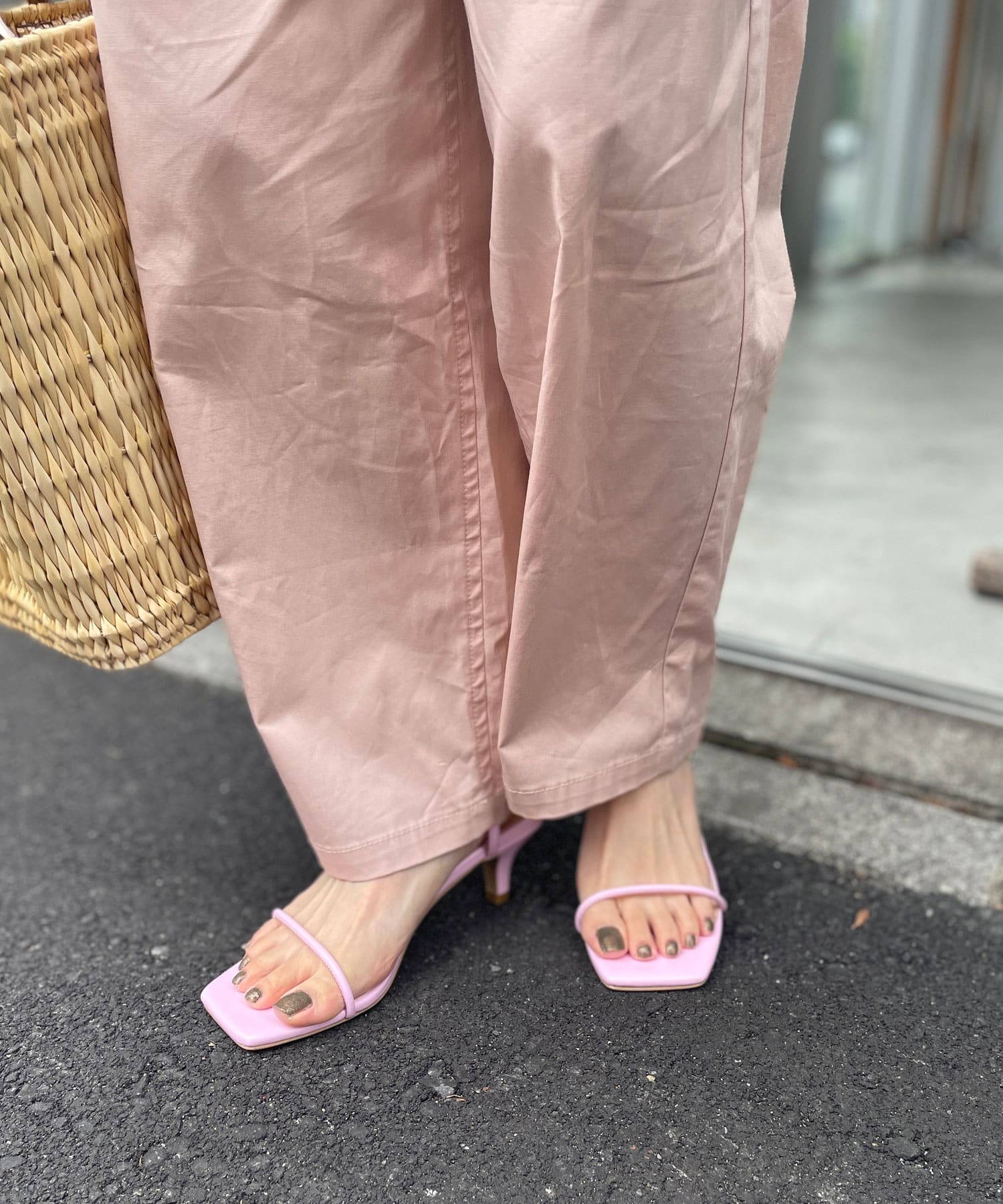 スクエアストラップヒールサンダル | Omekashi(オメカシ