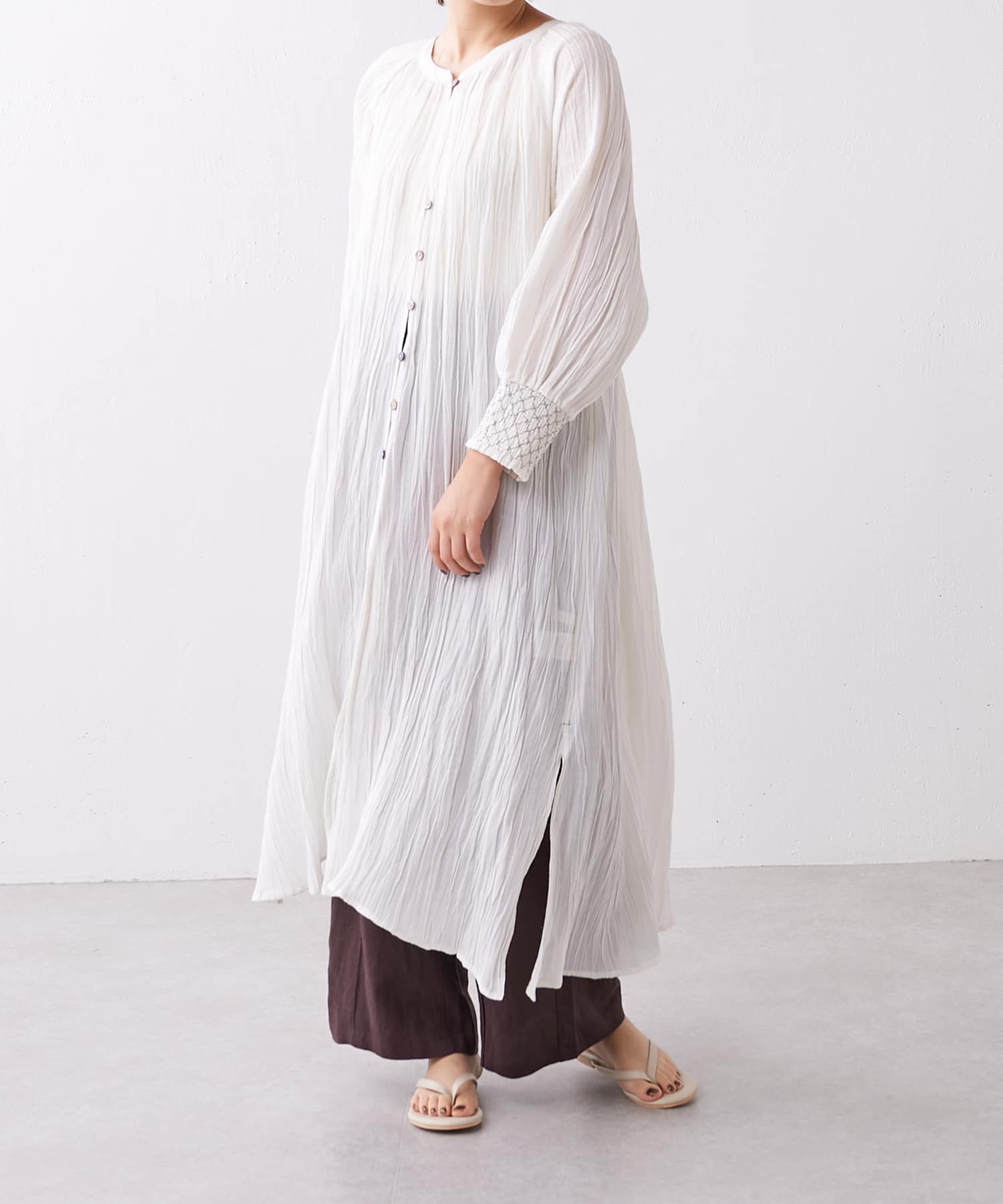 大人上品デザイン スモッキング刺繍ワンピース Jena Espace Merveilleux ジェナ エスパスメルヴェイユ レディース Pal Closet パルクローゼット パルグループ公式ファッション通販サイト