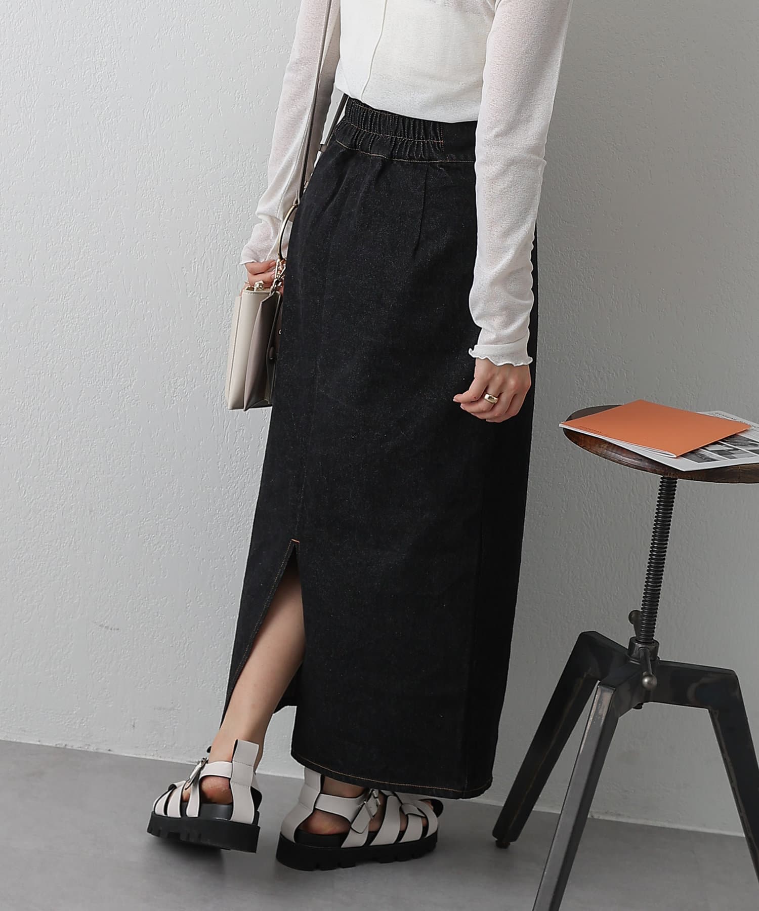 バックスリットナロースカート Colony 2139 コロニー トゥーワンスリーナイン レディース Pal Closet パルクローゼット パルグループ公式ファッション通販サイト