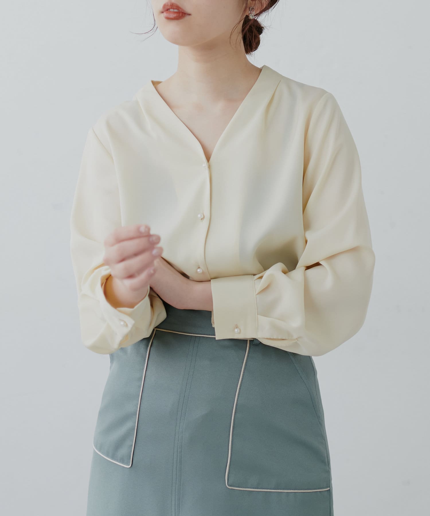 美品 ポールスミス とろみ フリルブラウス 袖裏マルチカラー 38